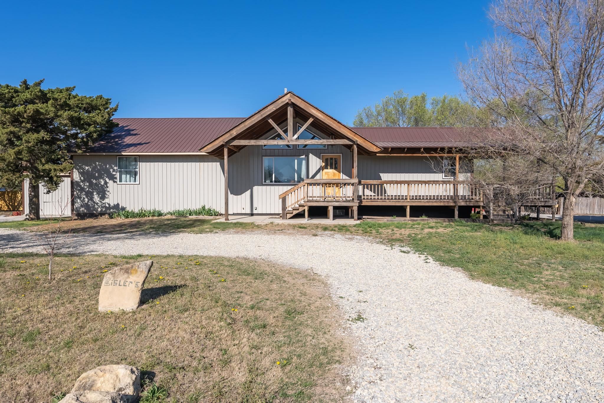 Photo of 5245 Cambridge Rd in Clearwater, KS