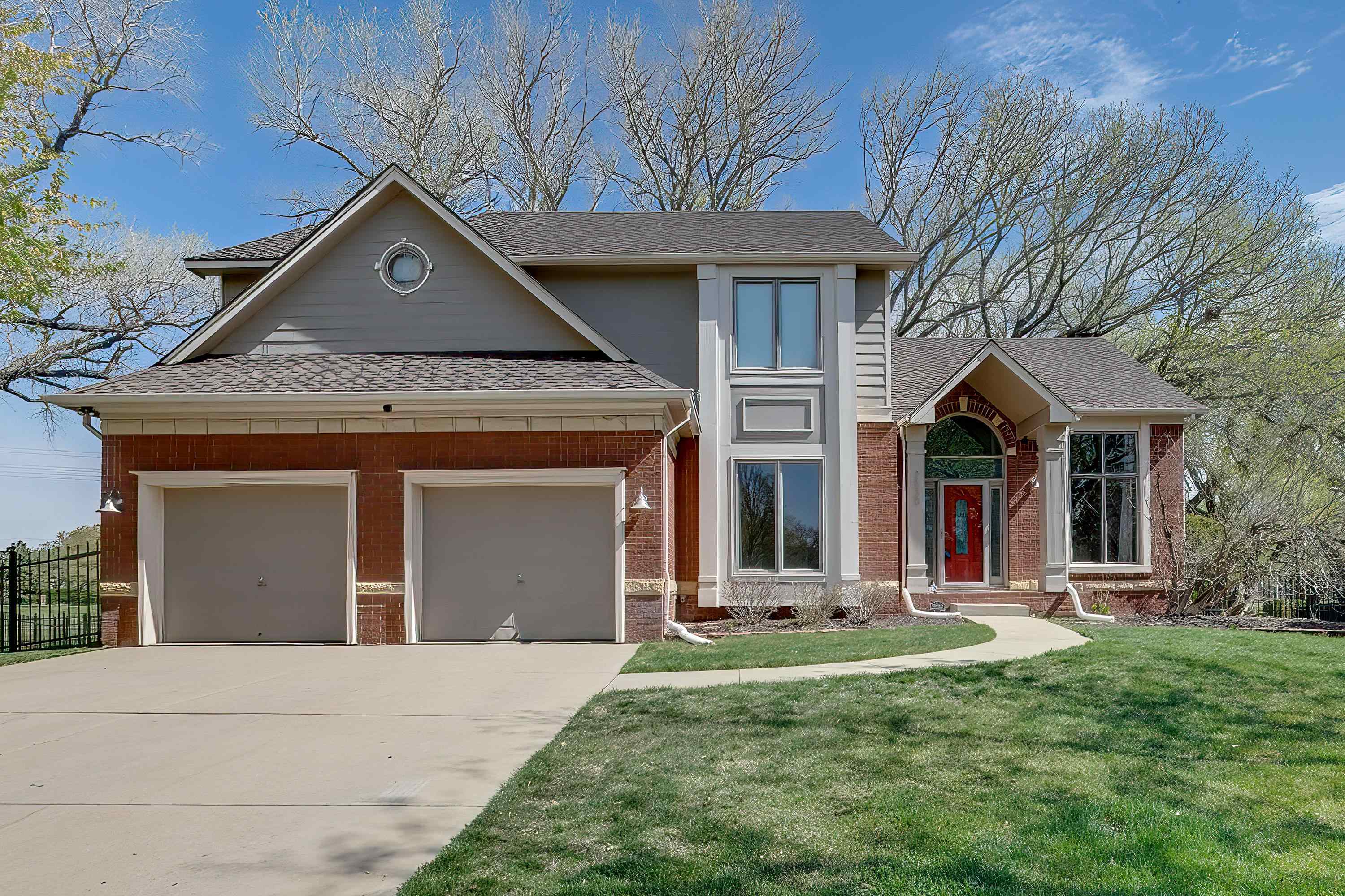 Photo of 2530 N Green Meadow Cir in Wichita, KS