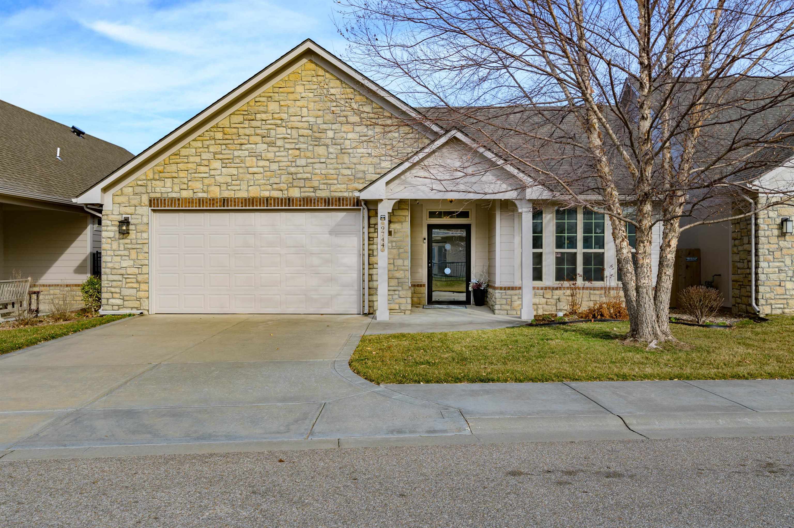Photo of 9744 W Village Pl in Maize, KS