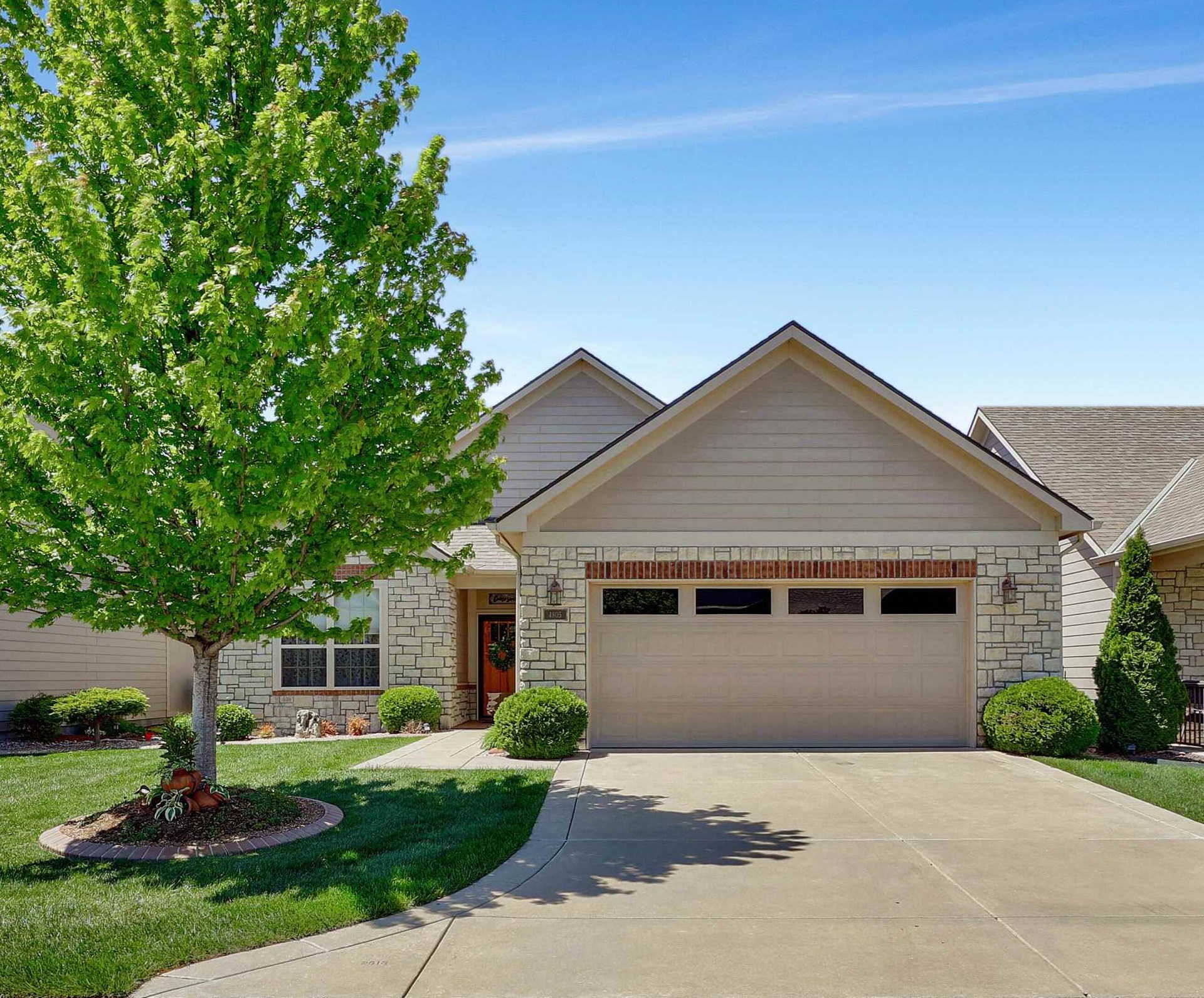 Photo of 4805 N Indian Oak St in Bel Aire, KS