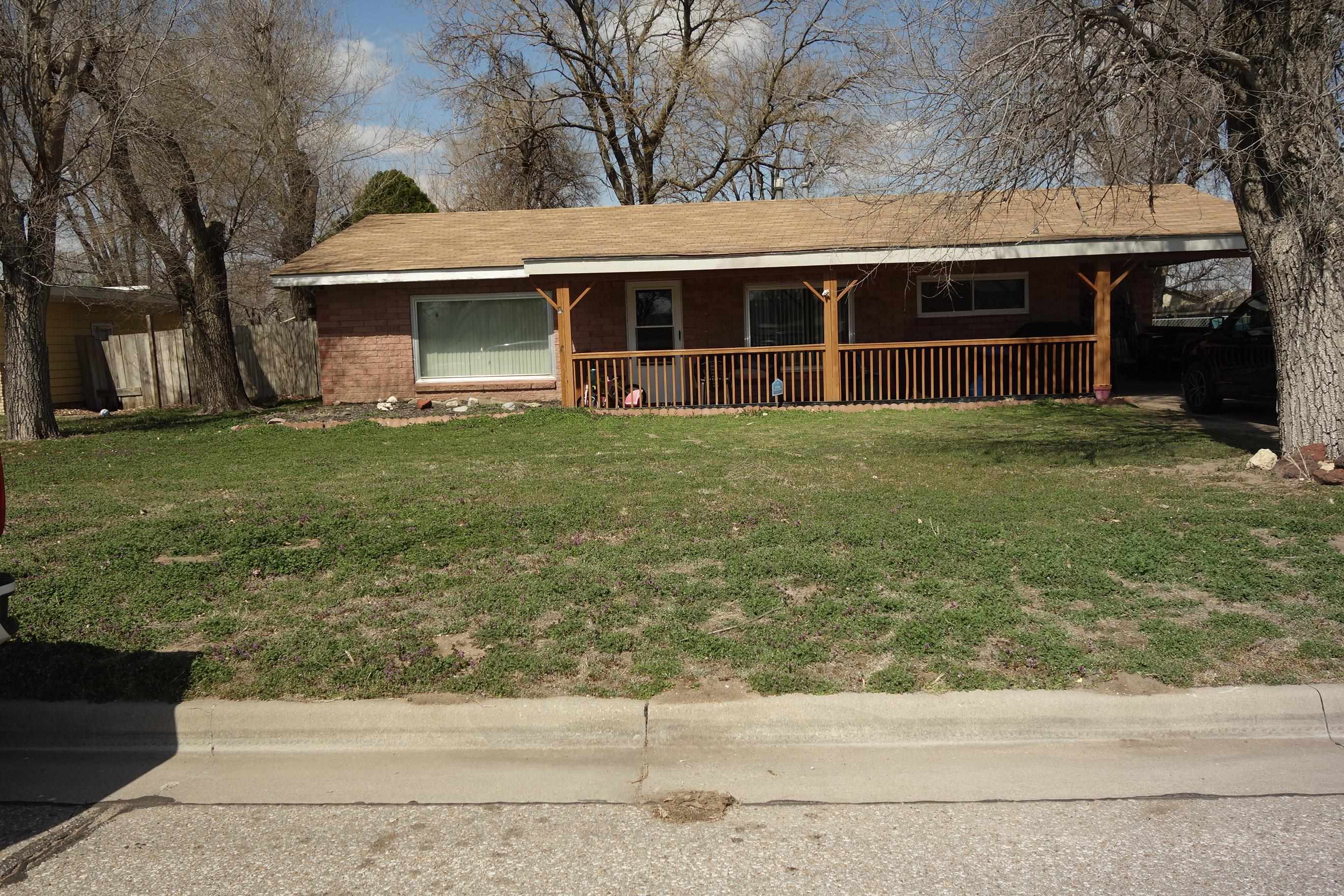 Photo of 200 E 44th S in Wichita, KS
