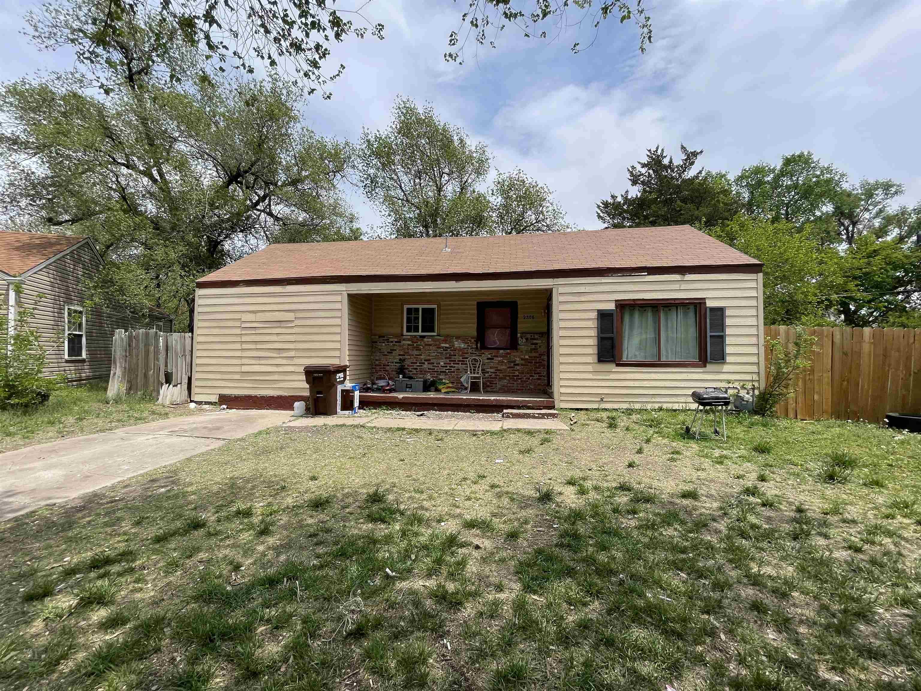 Photo of 2306 E Random Rd in Wichita, KS
