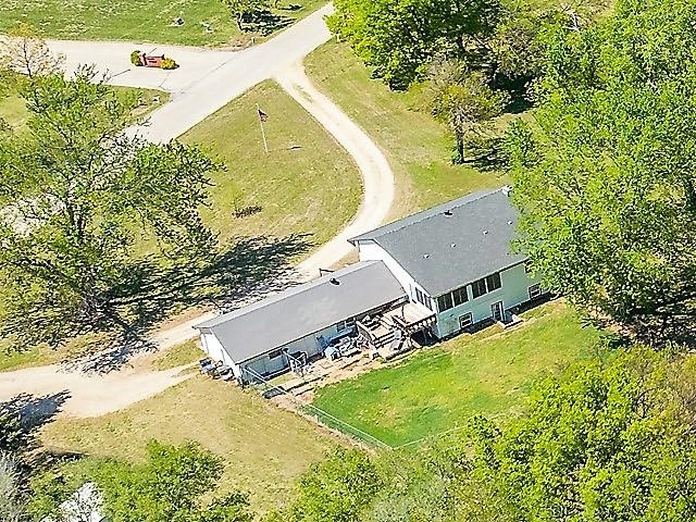 Photo of 110 N Line St in Belle Plaine, KS