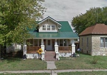 Photo of 131 W 7th St in Florence, KS