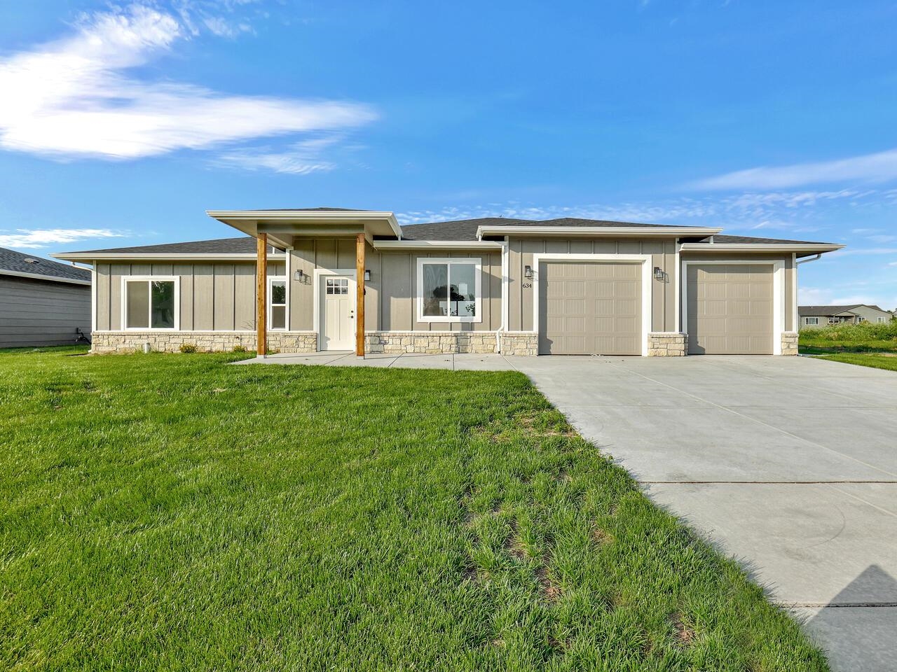 Photo of 634 S Sweetwater in Maize, KS