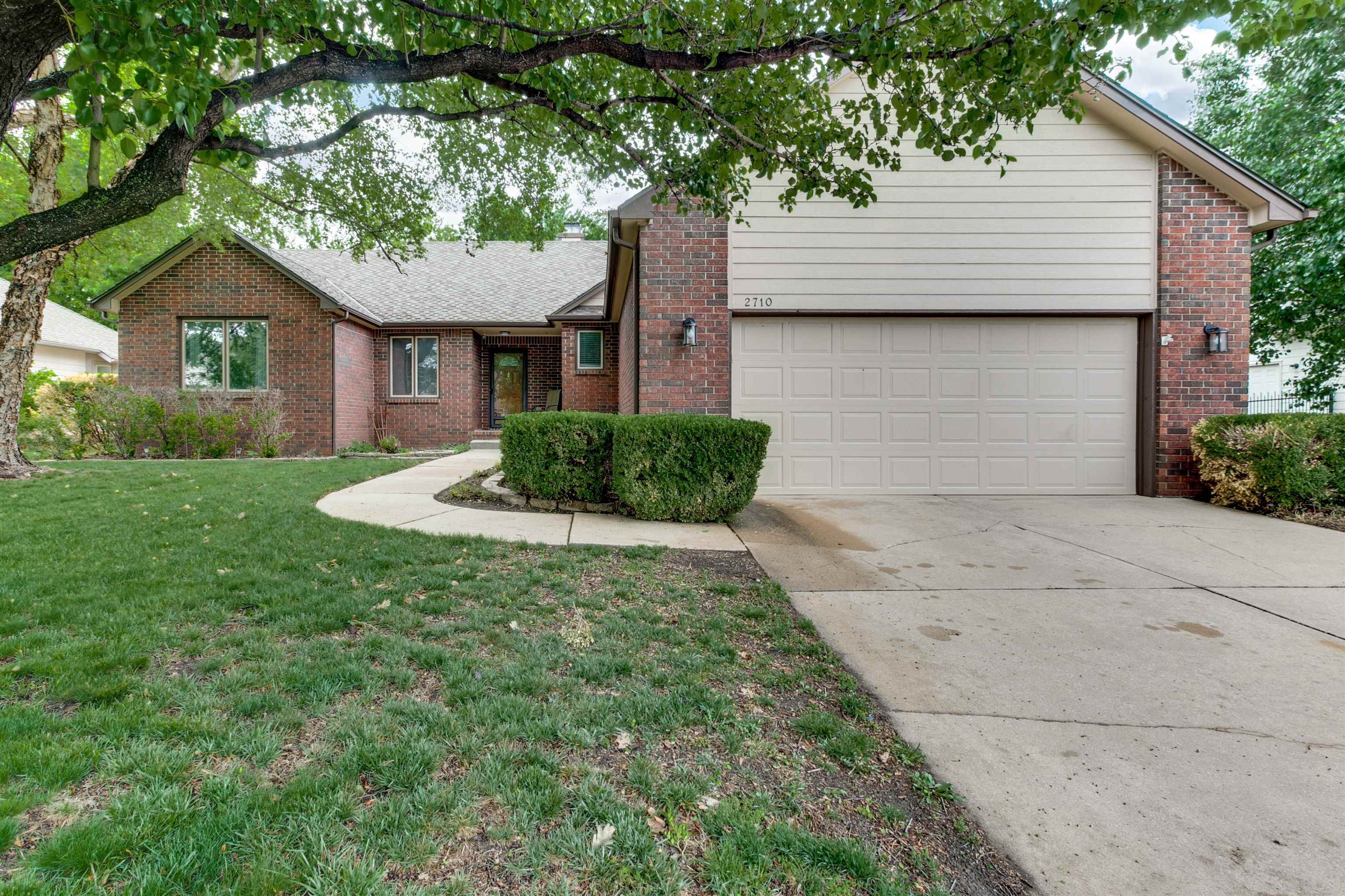 Photo of 2710 E Plumthicket St in Wichita, KS