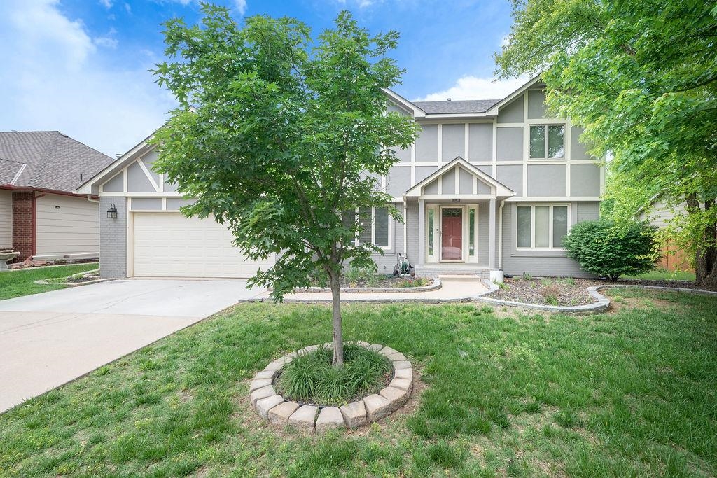 Photo of 2570 N Fox Run in Wichita, KS