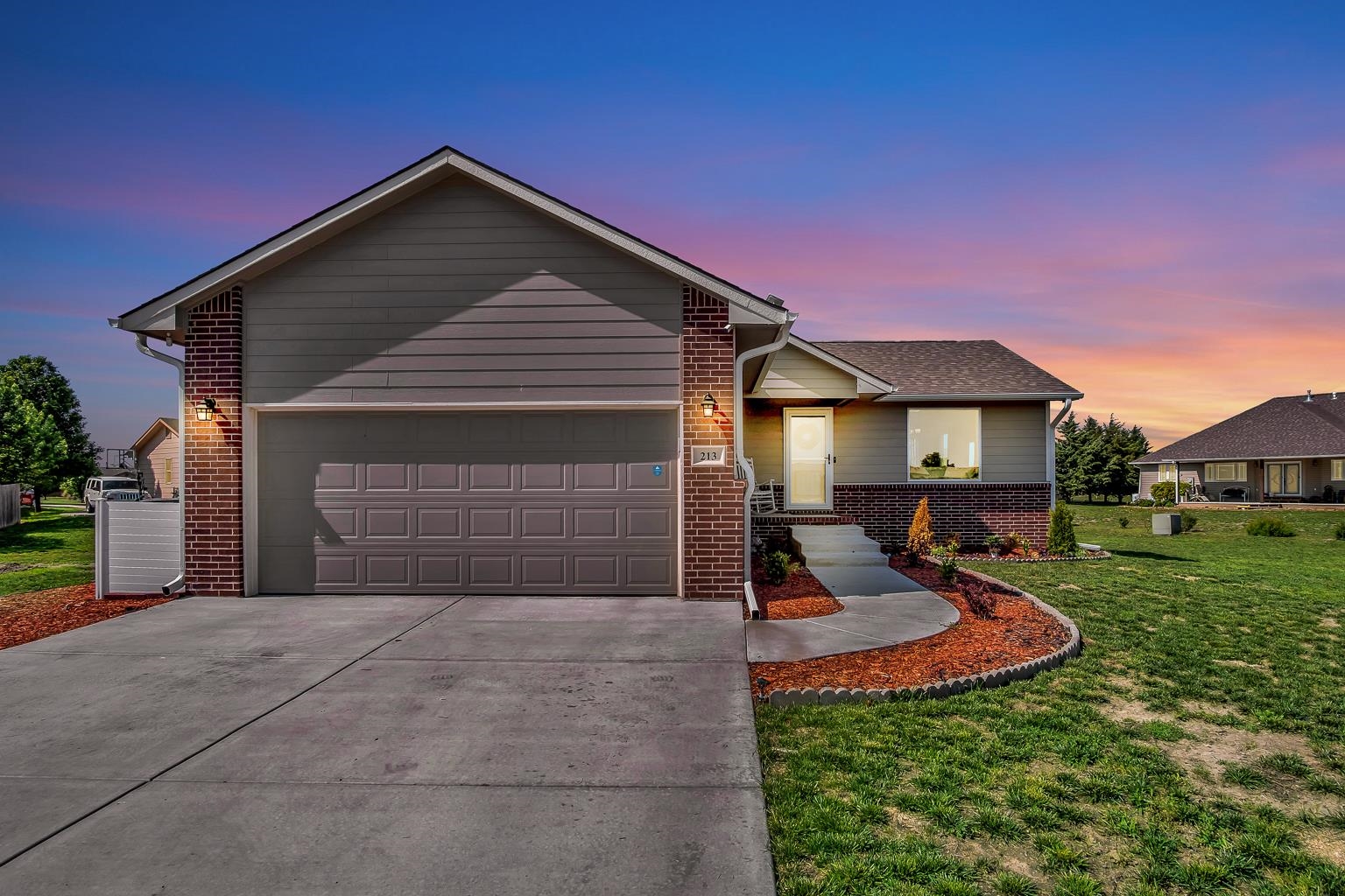 Photo of 213 Matson Ct in Newton, KS