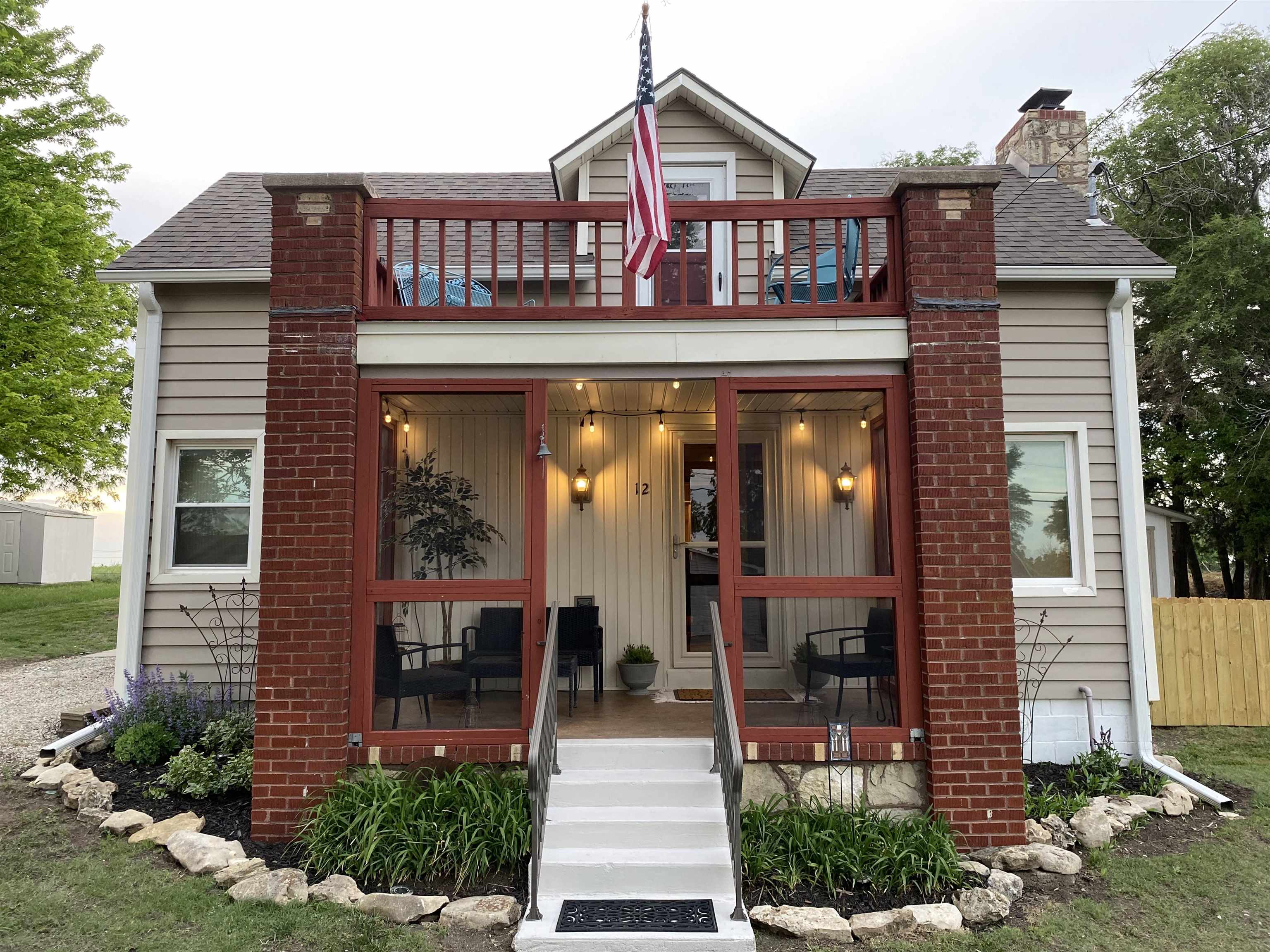 Photo of 12 Back Bay Ct in Marion, KS