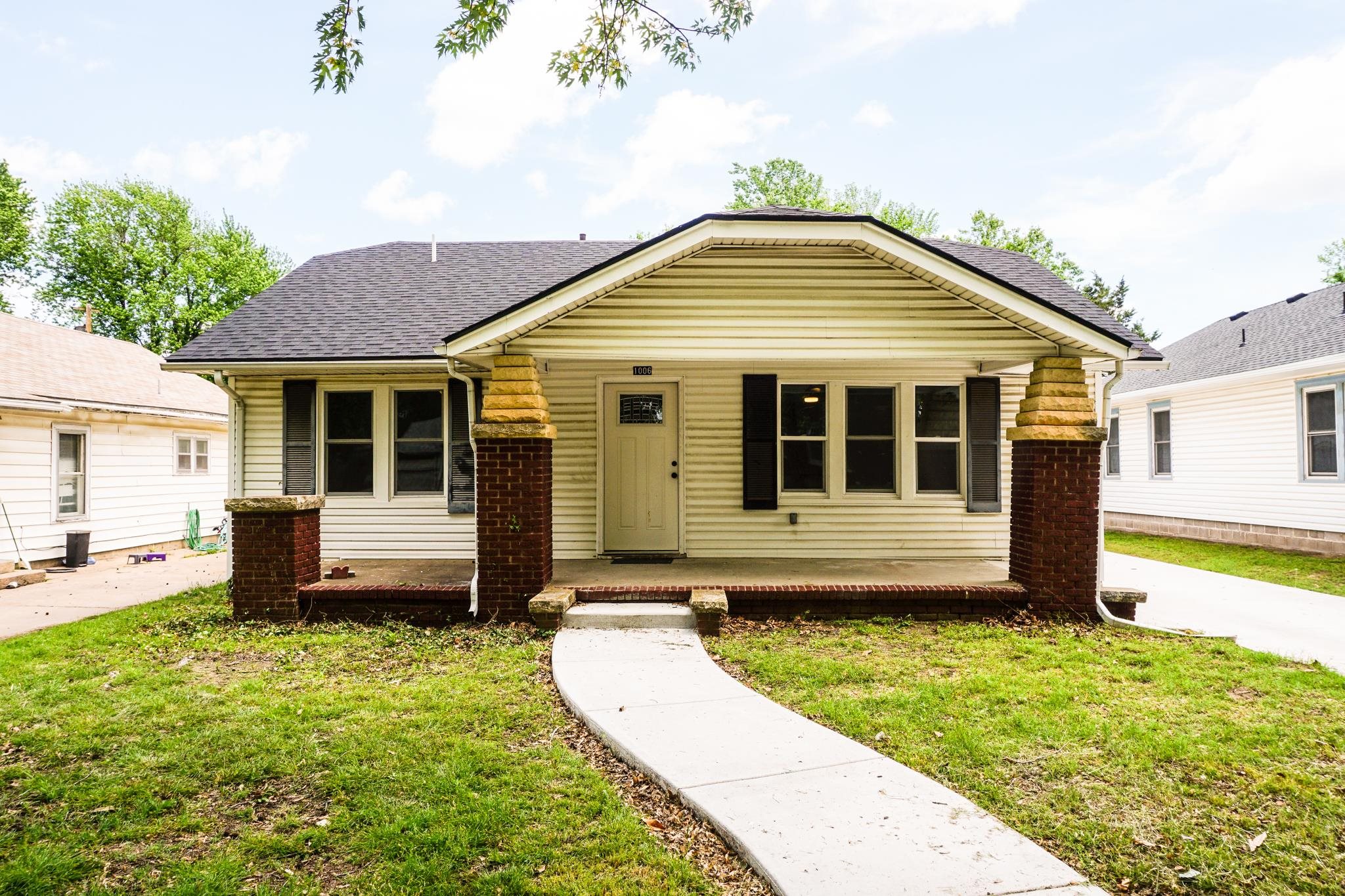 Photo of 1006 N A St in Arkansas City, KS