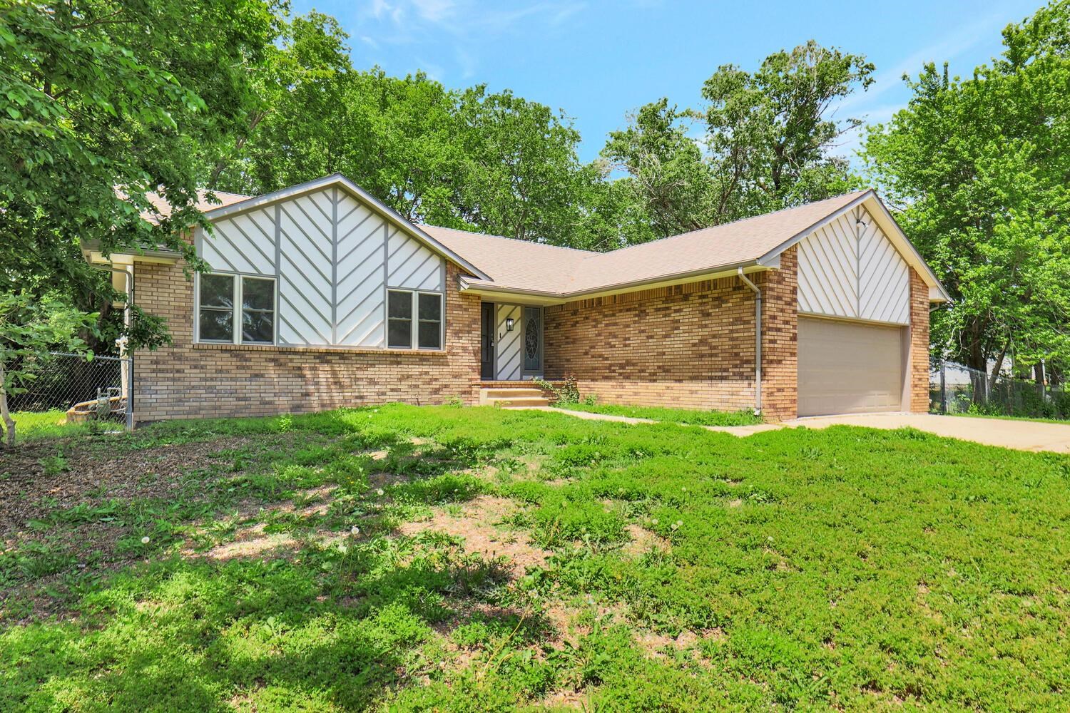 Photo of 6131 N Dodge Cir in Wichita, KS