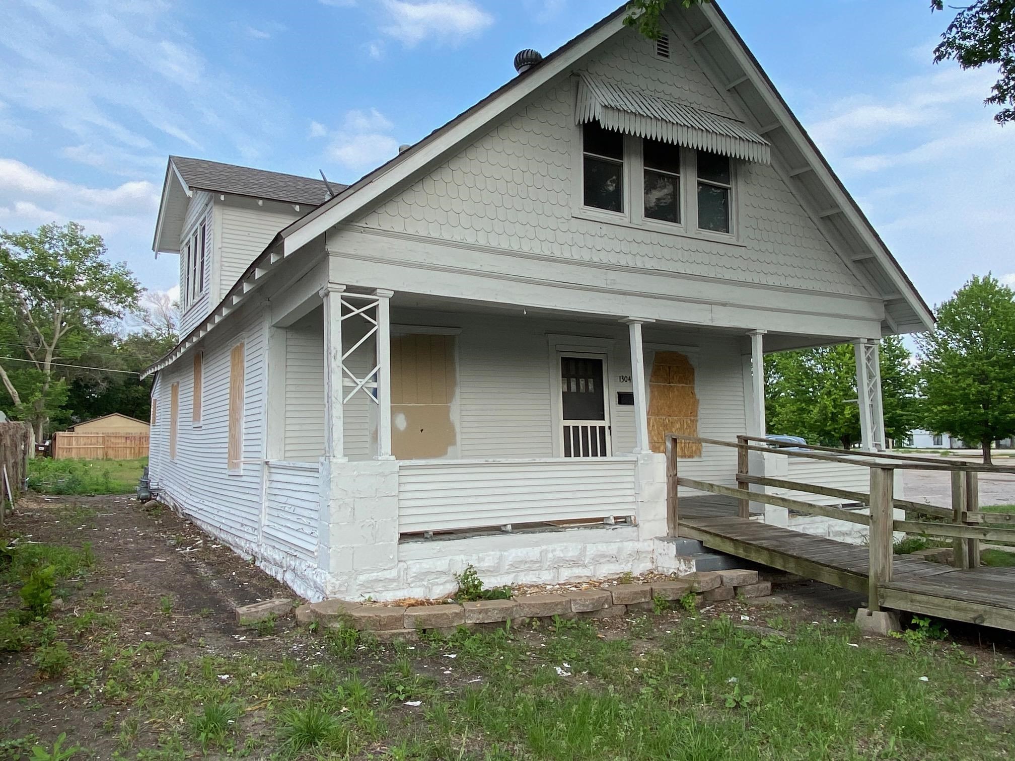Photo of 1304 S Topeka Ave in Wichita, KS