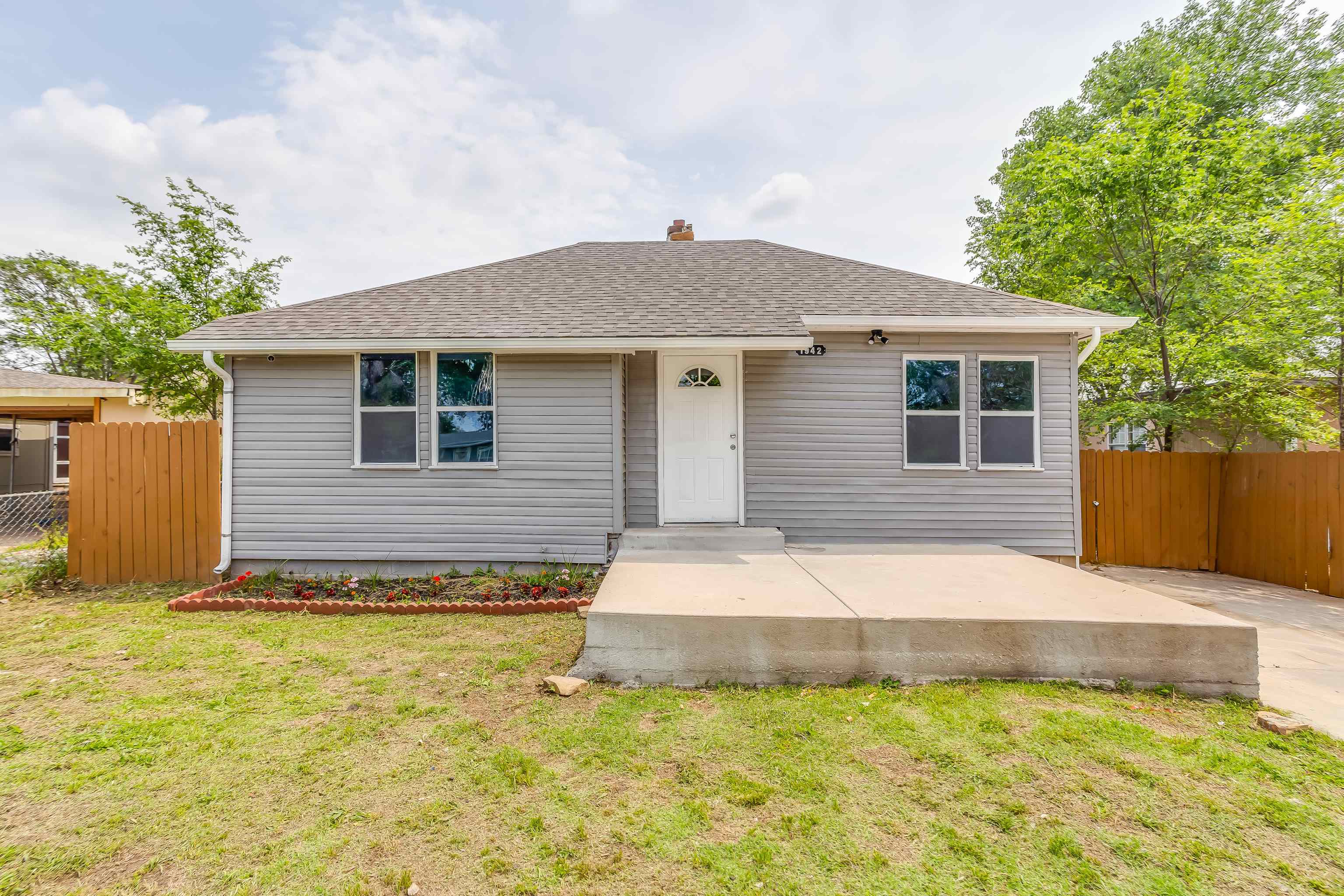 Photo of 1942 S Bonn Ave in Wichita, KS