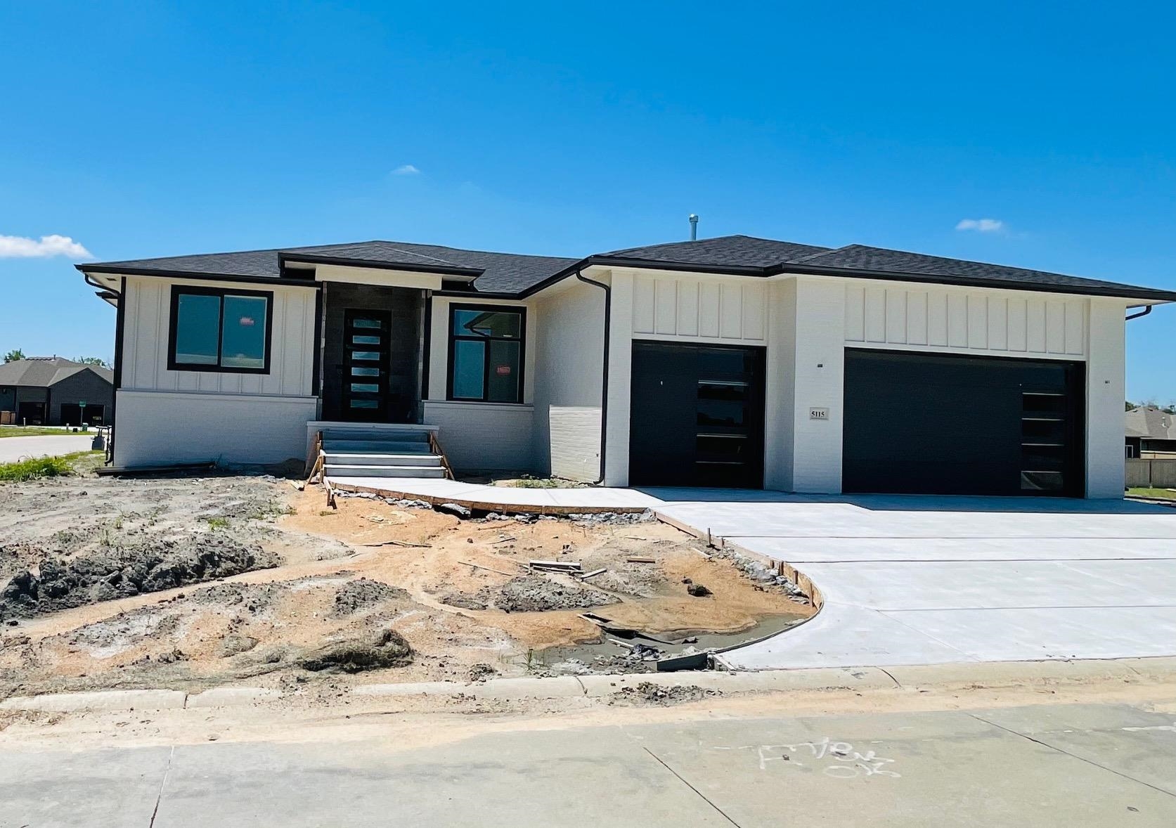 Photo of 5115 N Lycee St in Bel Aire, KS