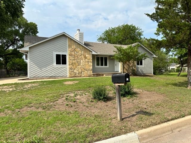 Photo of 2120 W 25th St N in Wichita, KS