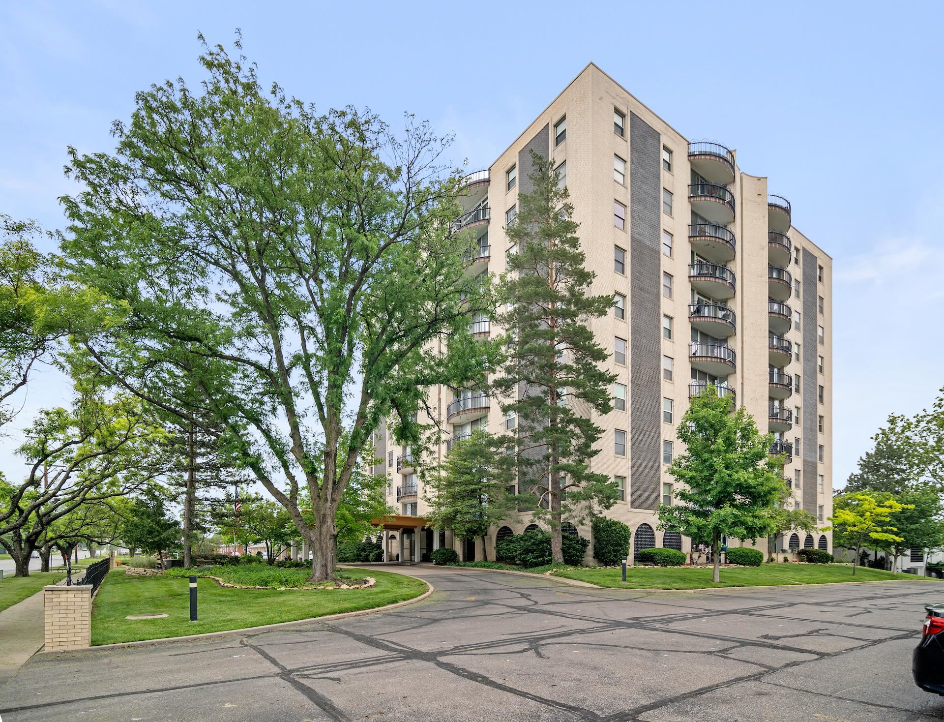 Photo of 5051 E Lincoln St Apt 4E in Wichita, KS