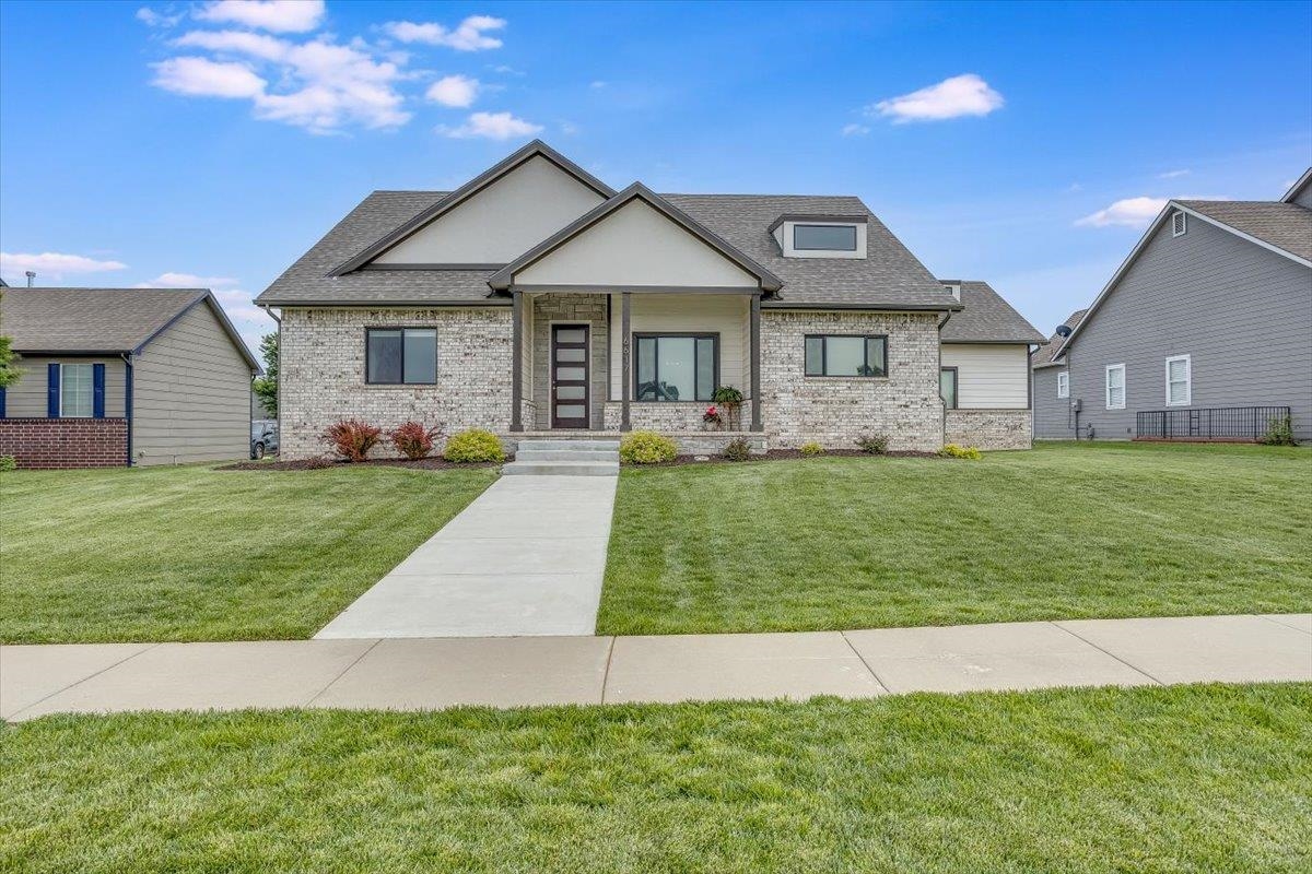 Photo of 6617 E Central Park Ave in Bel Aire, KS