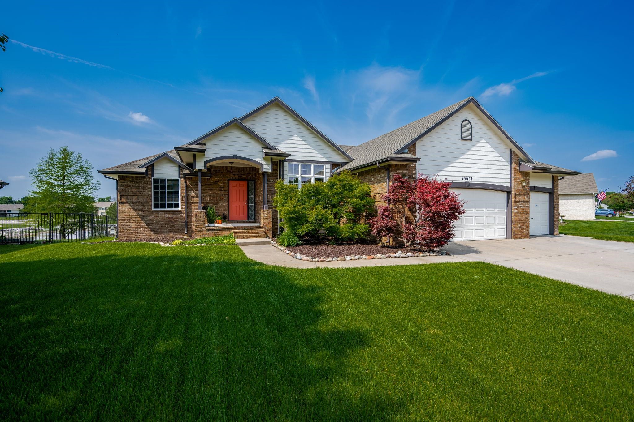 Photo of 15613 E Woodcreek St in Wichita, KS