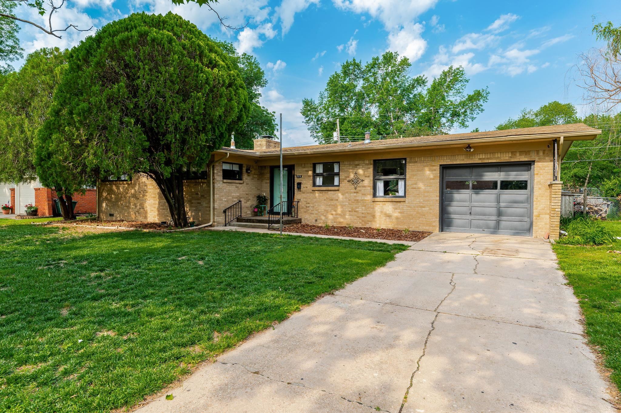 Photo of 929 N Peterson in Wichita, KS