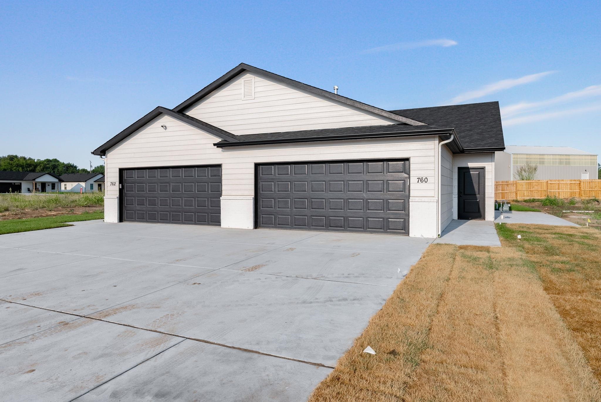 Photo of 738 W 50th Ct S in Wichita, KS