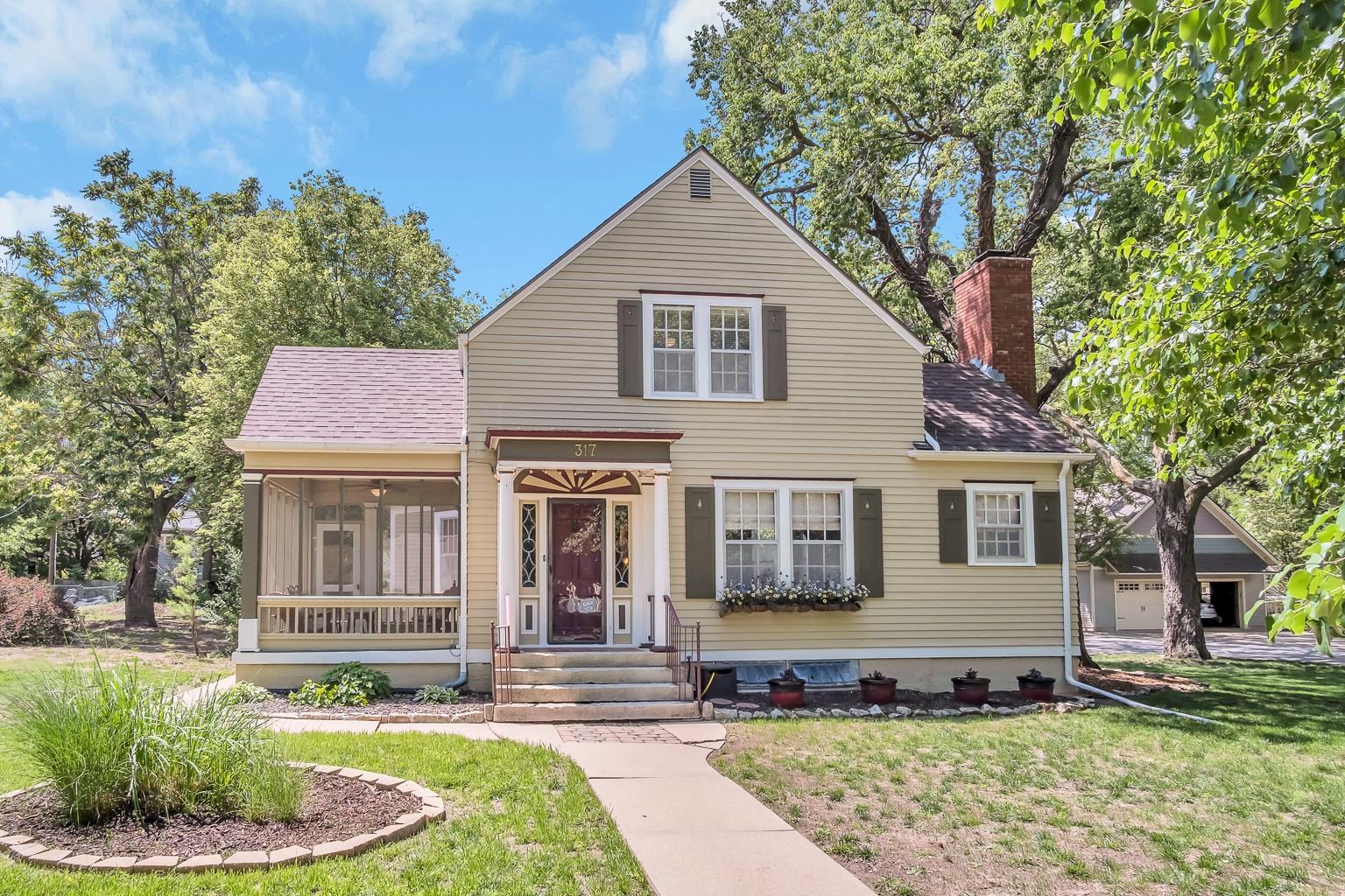 Photo of 317 E 4th in Newton, KS