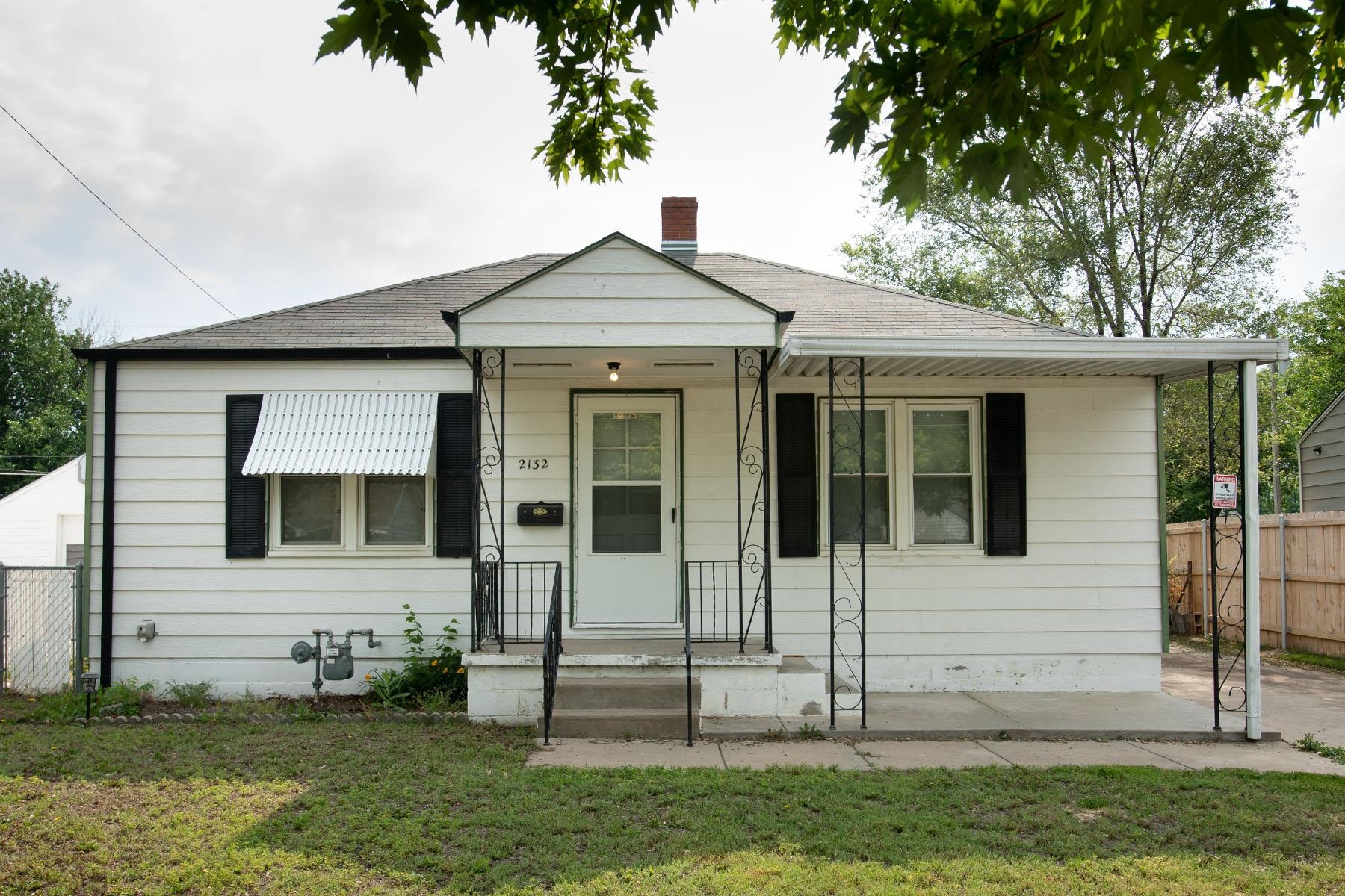 Photo of 2132 S Laura Ave in Wichita, KS