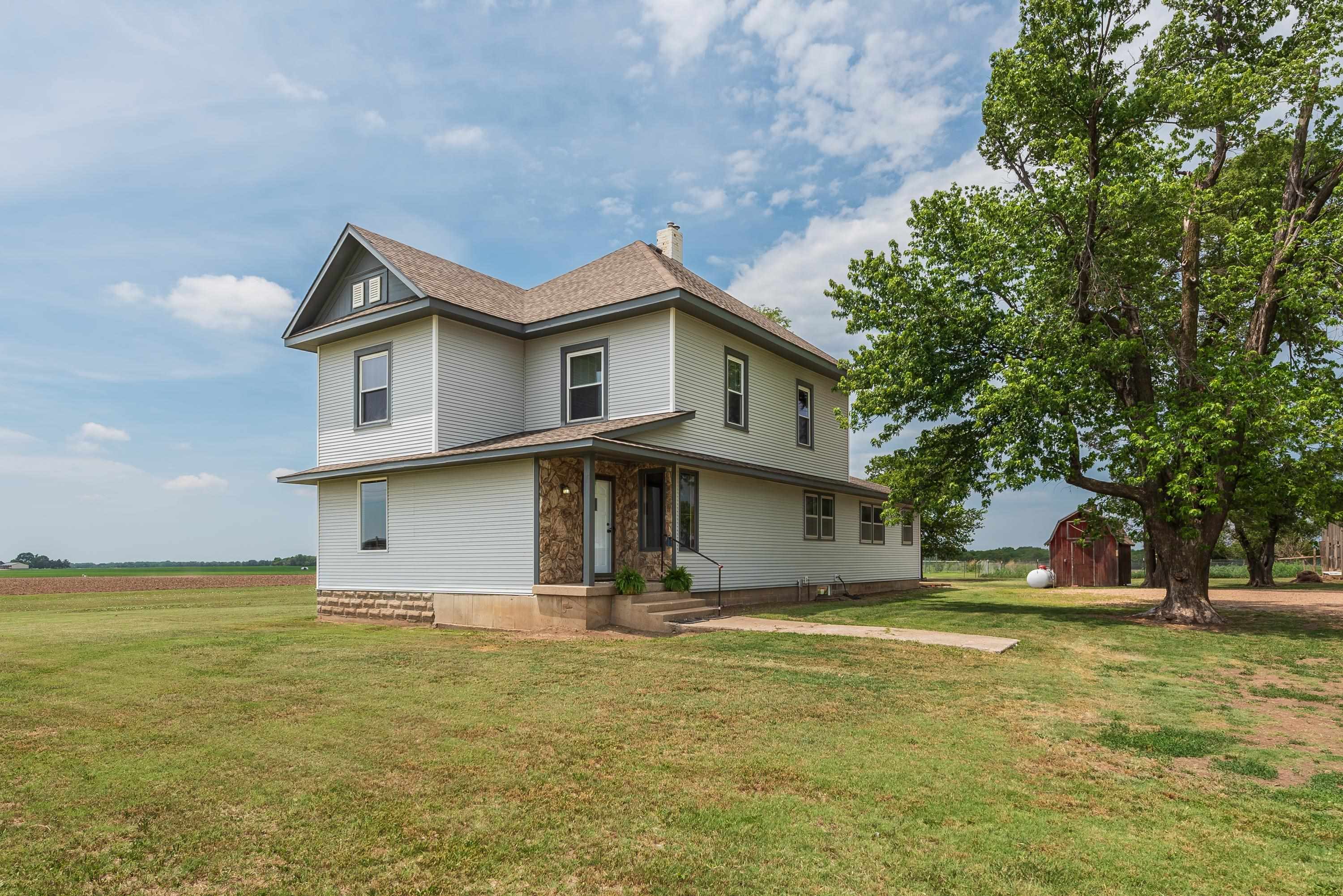 Photo of 7527 S Ridge Rd in Sedgwick, KS