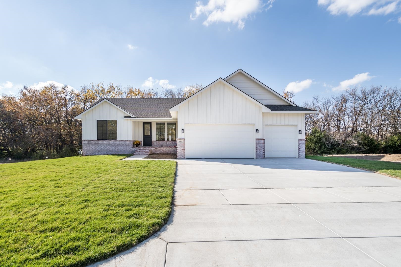 Photo of 1531 S Meadowhaven St in Andover, KS
