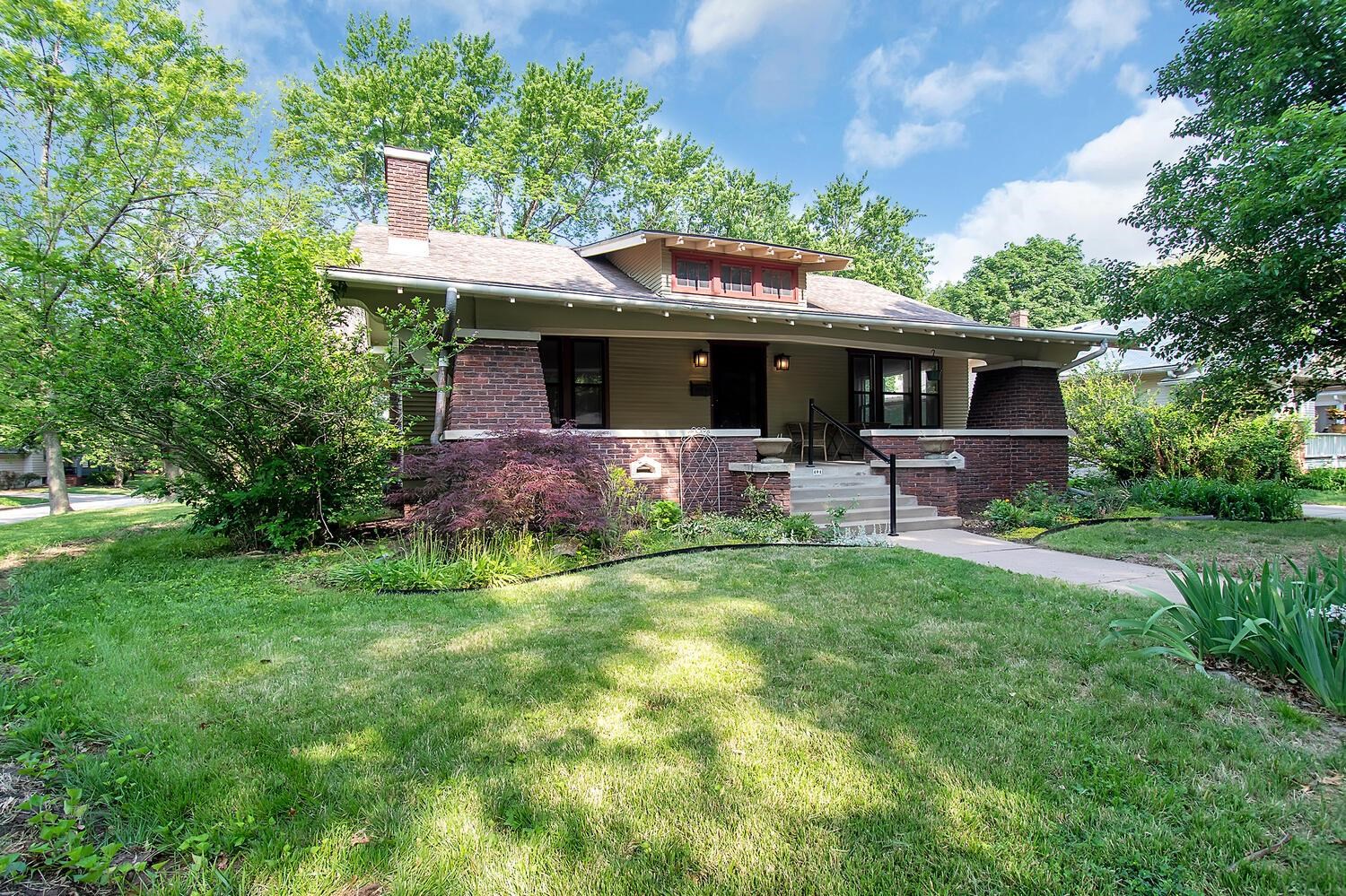 Photo of 401 N Broadview St in Wichita, KS