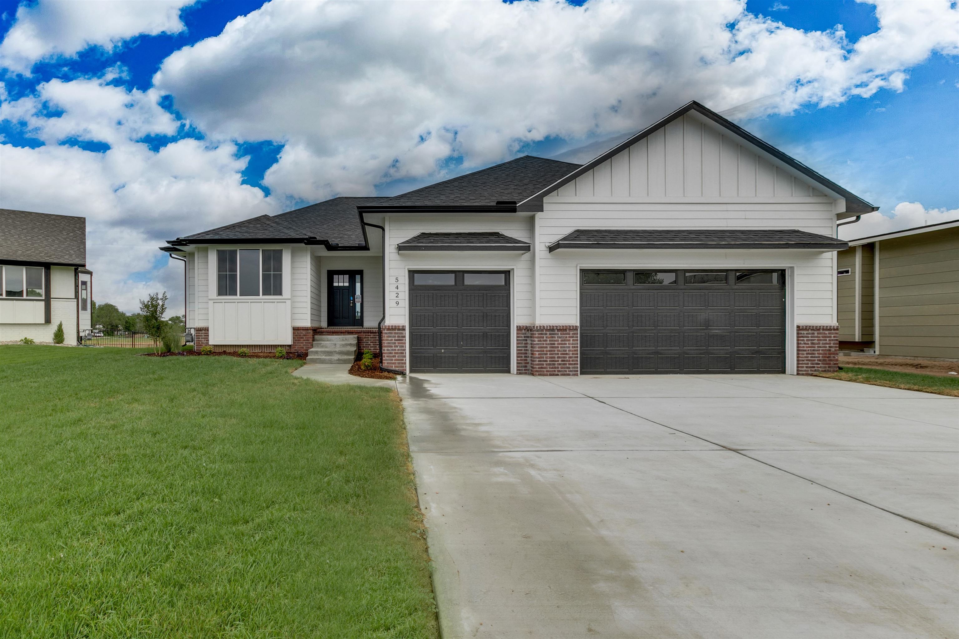 Photo of 5429 N Saint Paul Ct in Wichita, KS