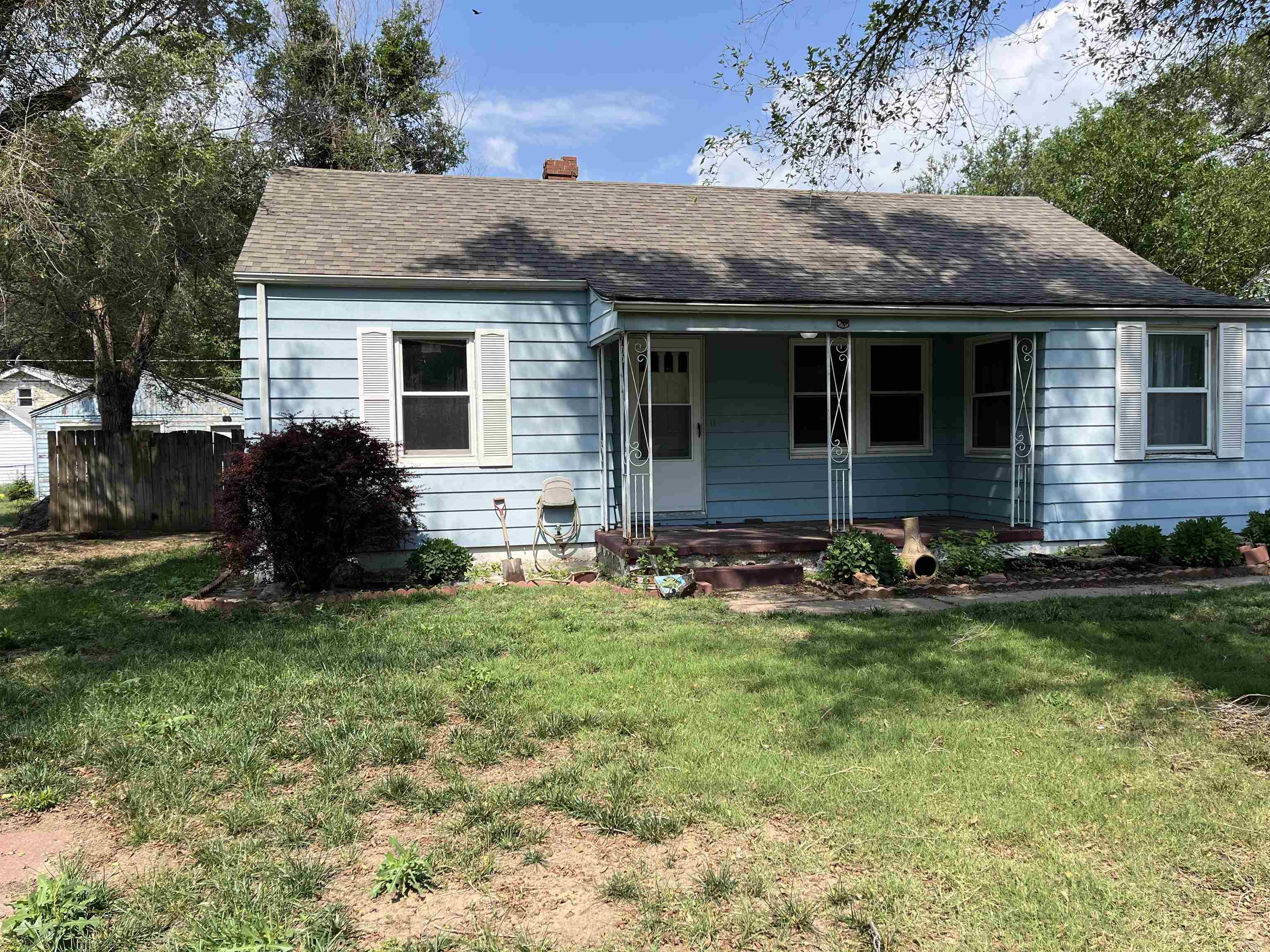 Photo of 155 S Florence St in Wichita, KS