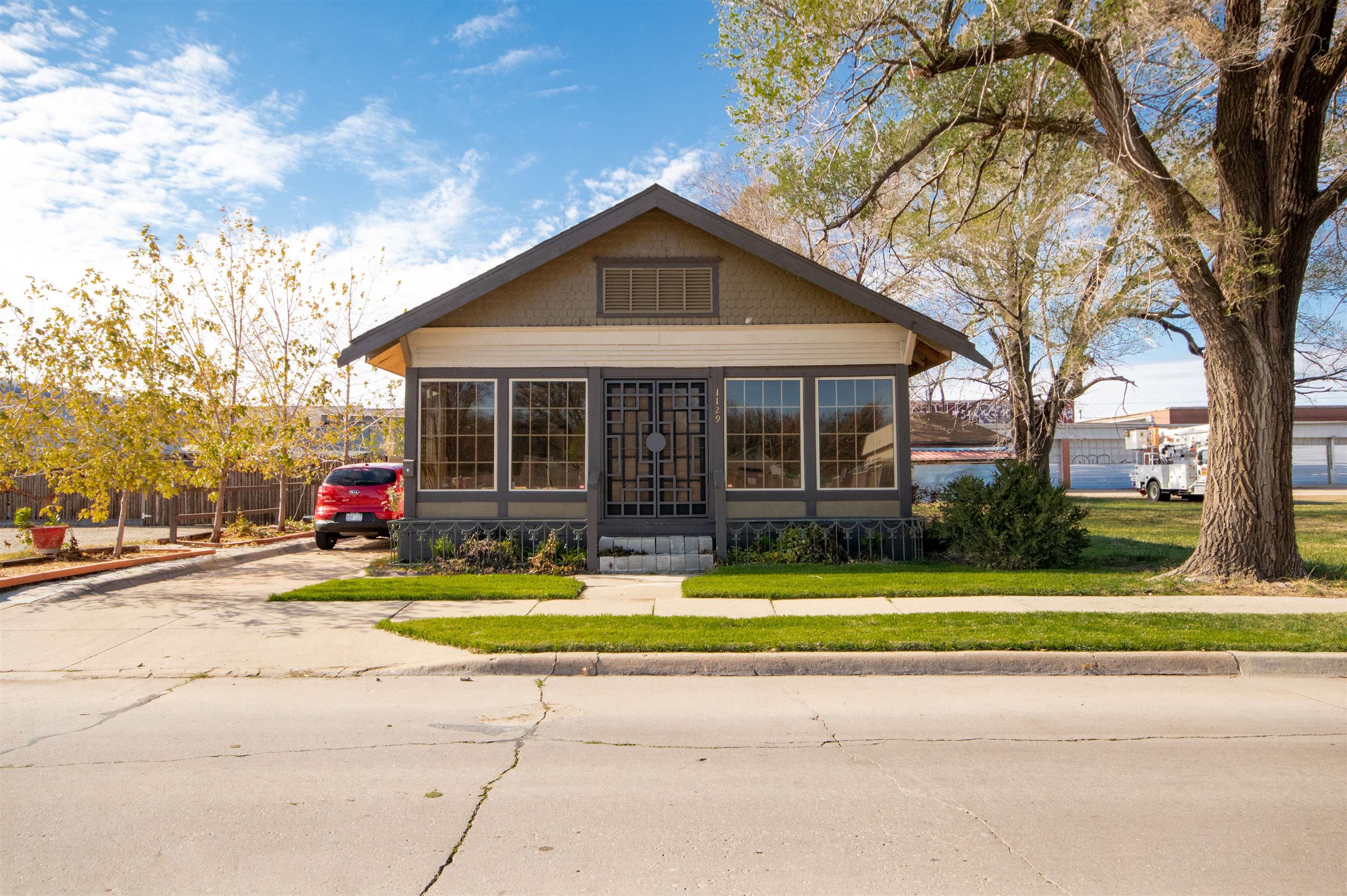 Photo of 1129 S Washington Ave in Wichita, KS