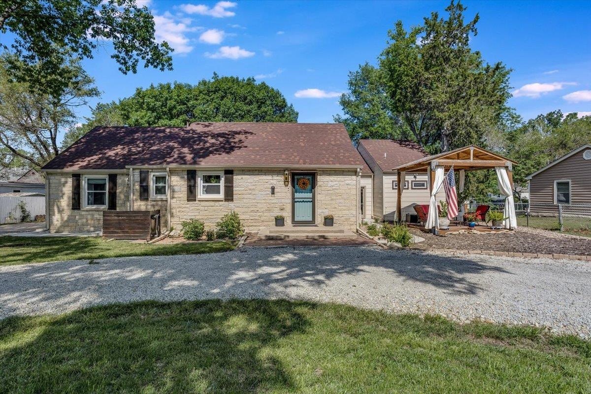Photo of 21 N Beech Rd in Wichita, KS