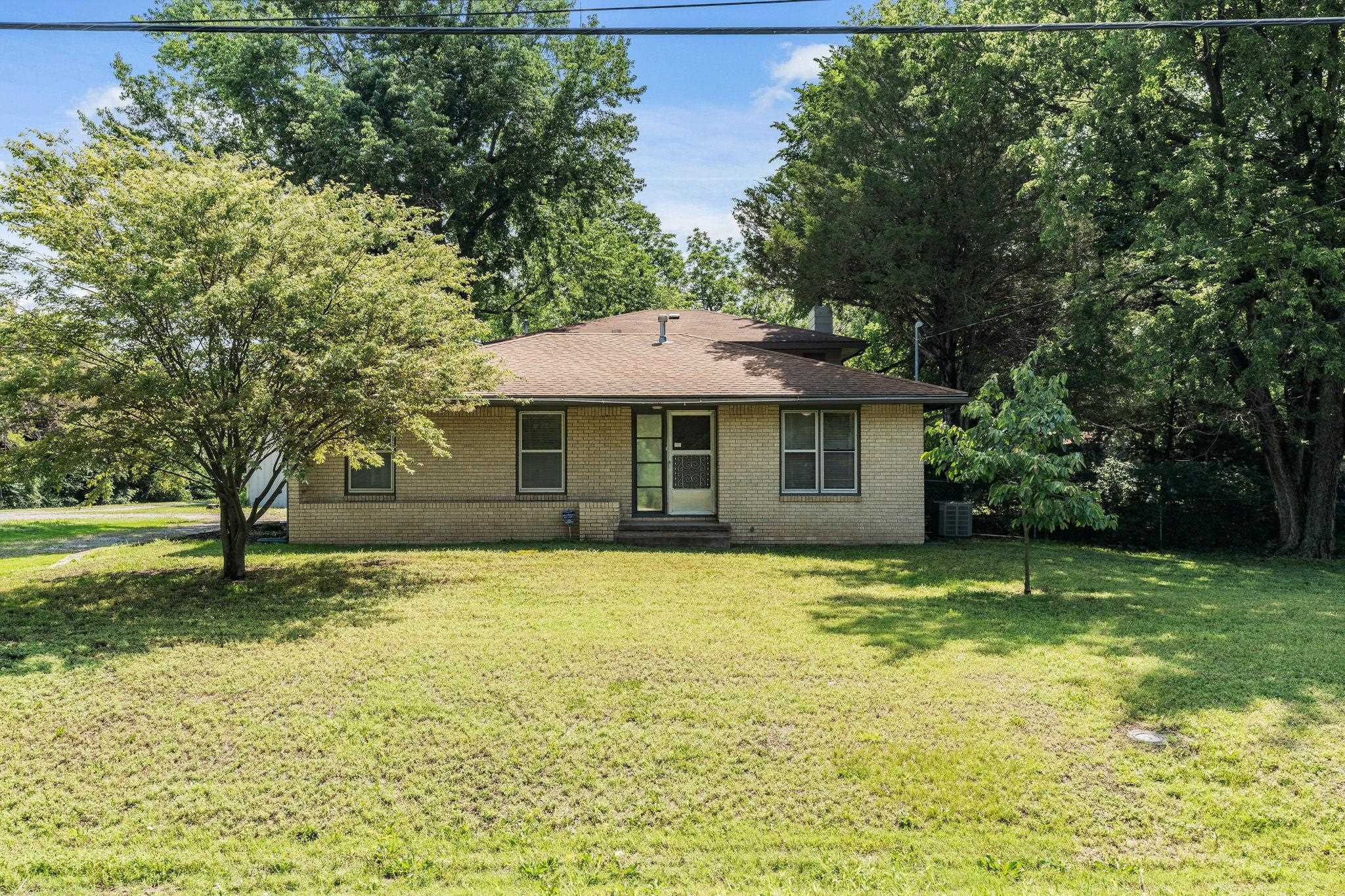 Photo of 5720 N Seneca St in Wichita, KS