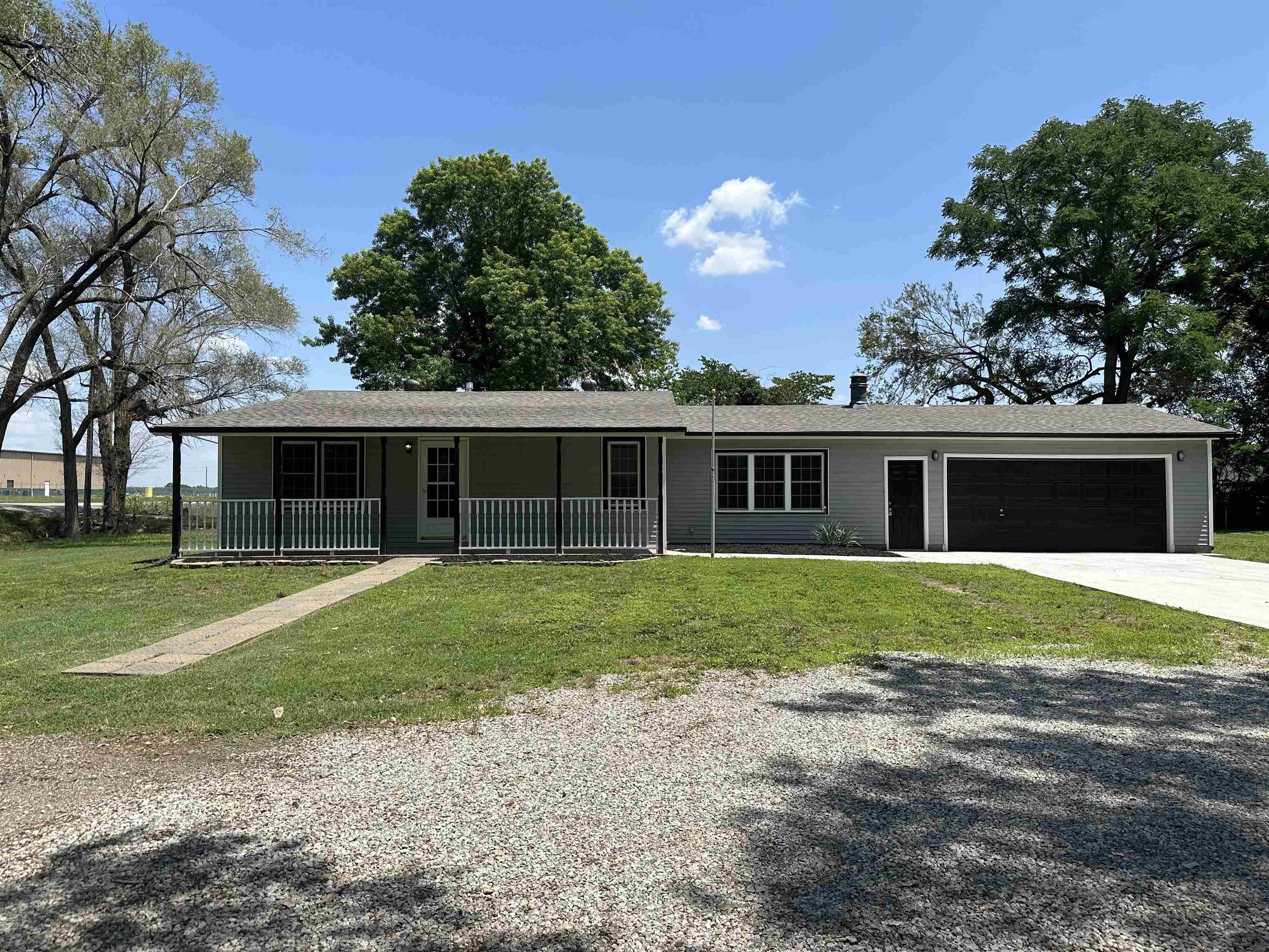 Photo of 721 W 61st St N in Wichita, KS