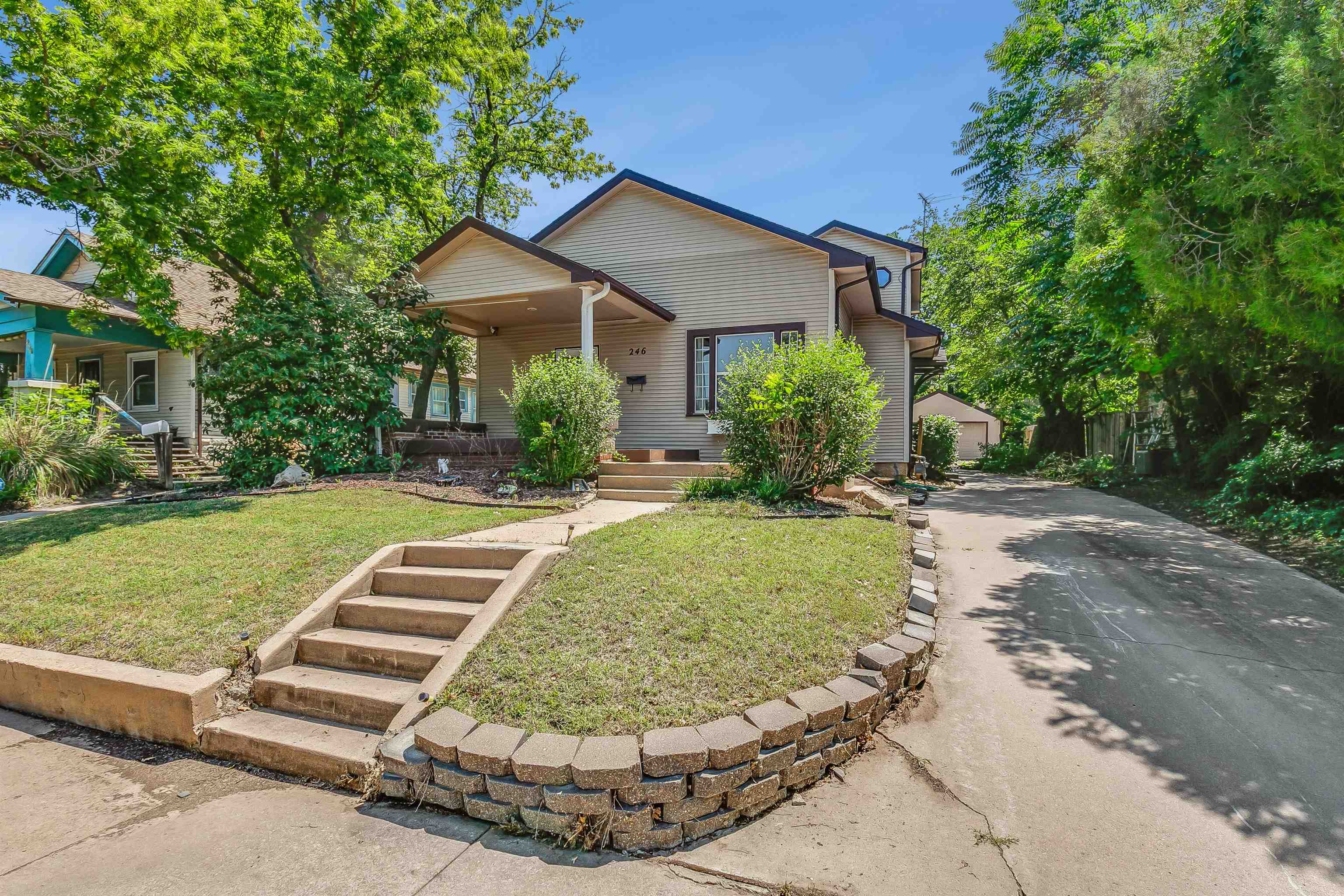 Photo of 246 N Holyoke Ave in Wichita, KS