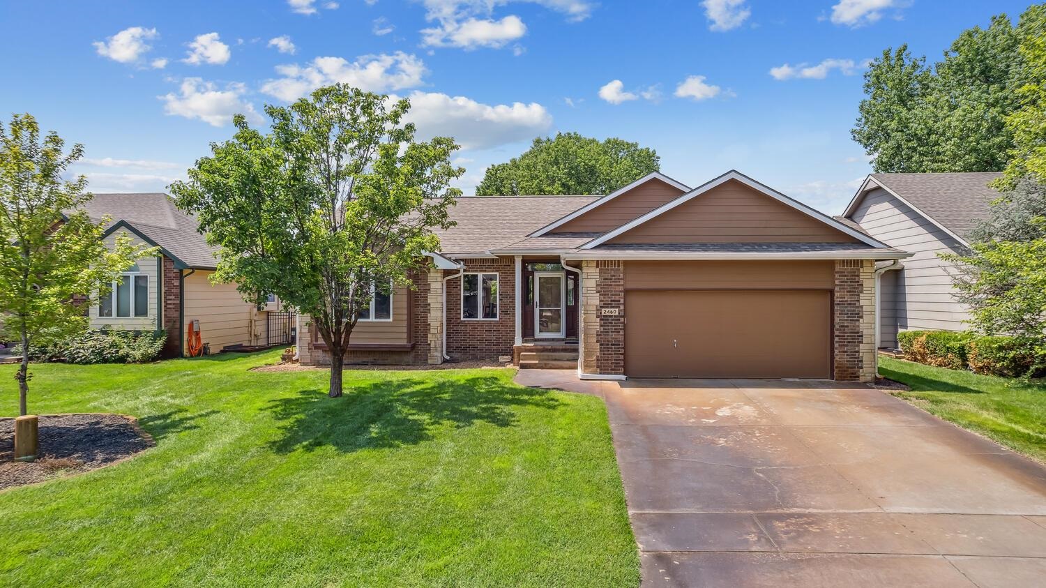 Photo of 2460 N Hazelwood Ct in Wichita, KS