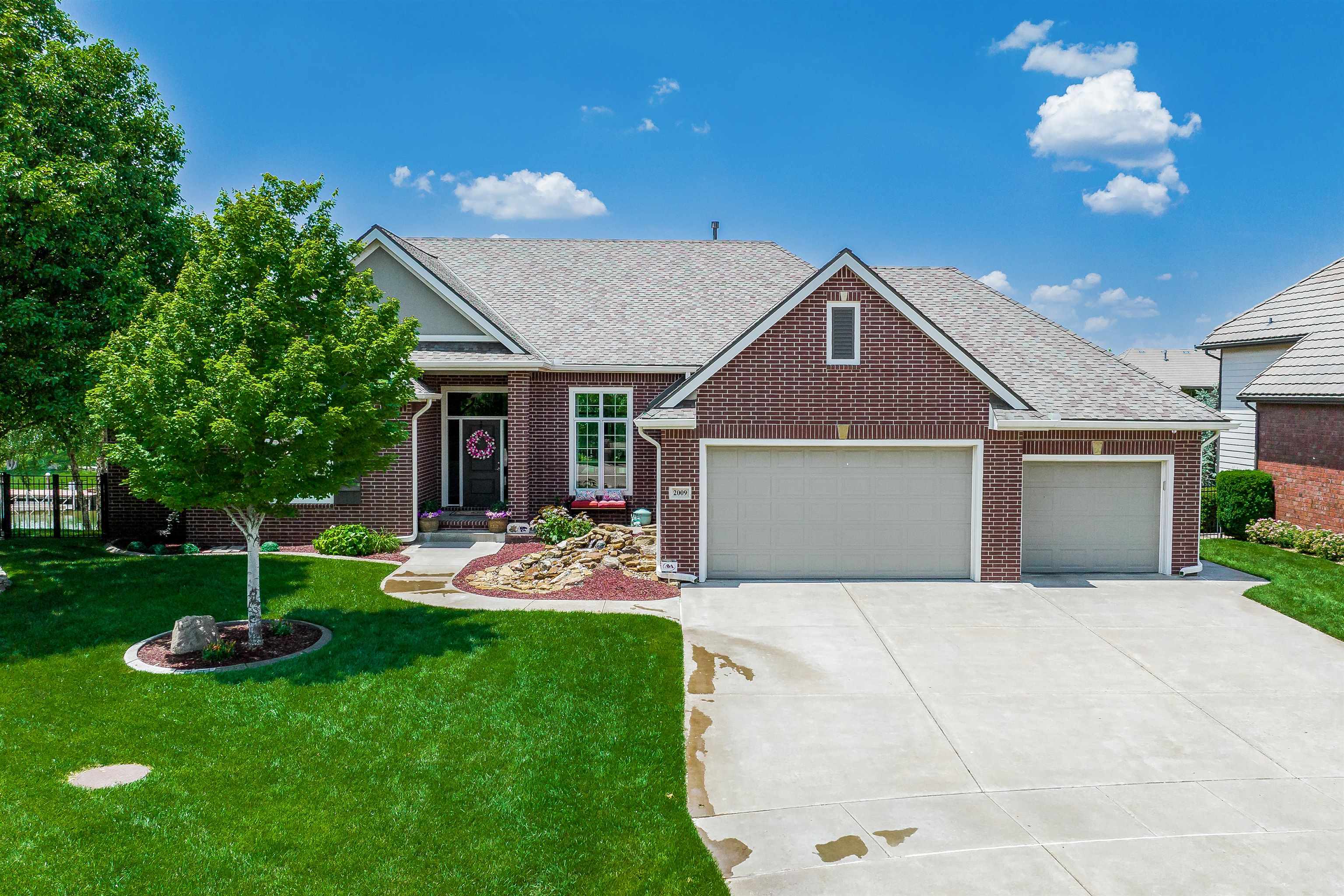 Photo of 2009 W Harborlight Ct in Wichita, KS