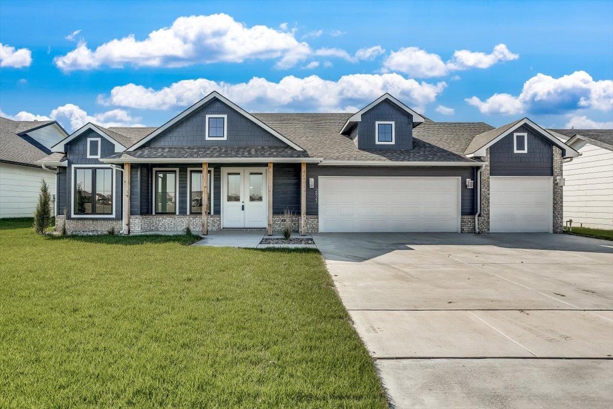 Photo of 2823 E Sunnyslope in Wichita, KS