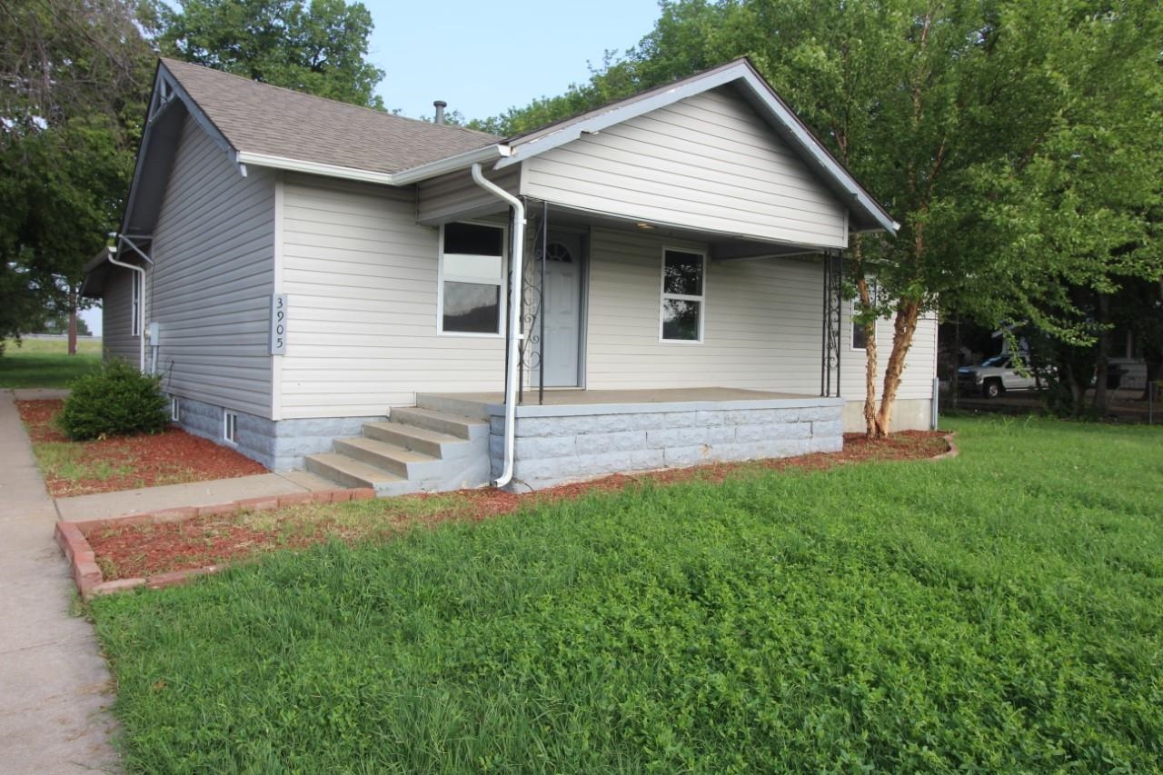 Photo of 3905 N Hydraulic Ave in Wichita, KS