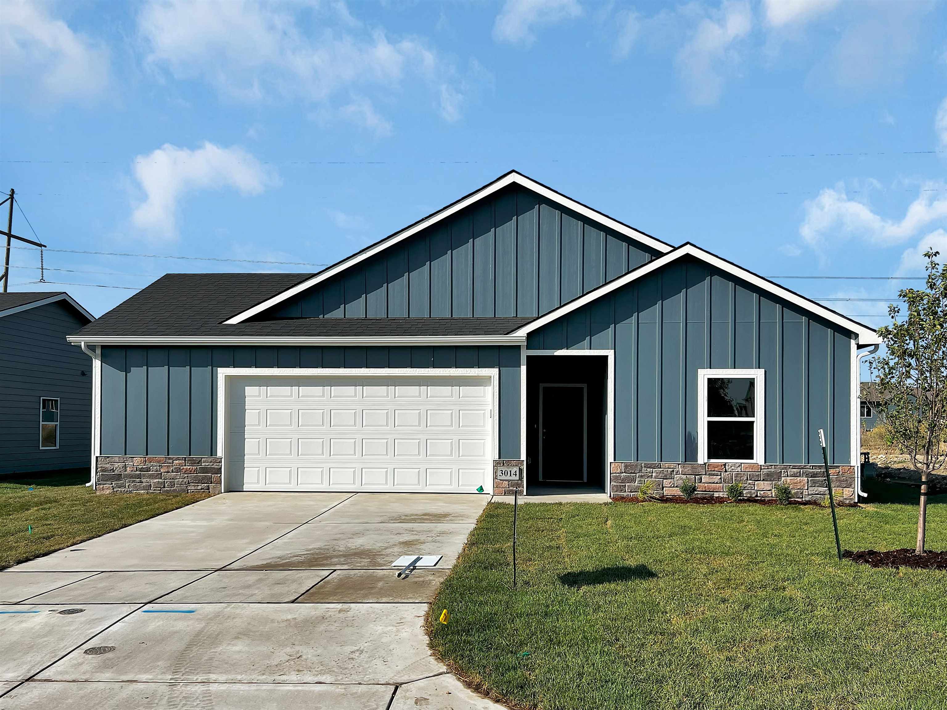 Photo of 3014 E Highridge St in Park City, KS