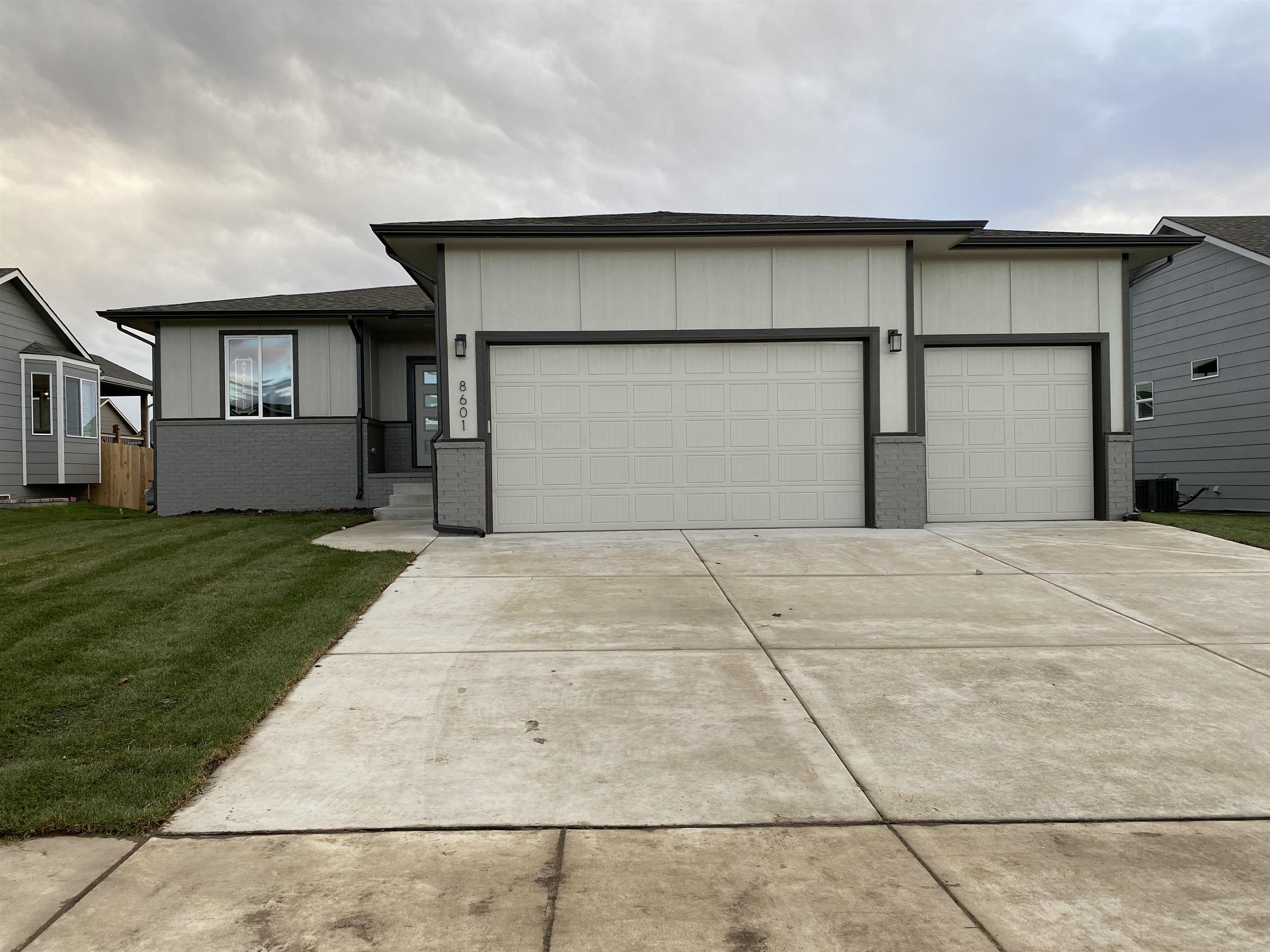 Photo of 8601 E Chris in Bel Aire, KS