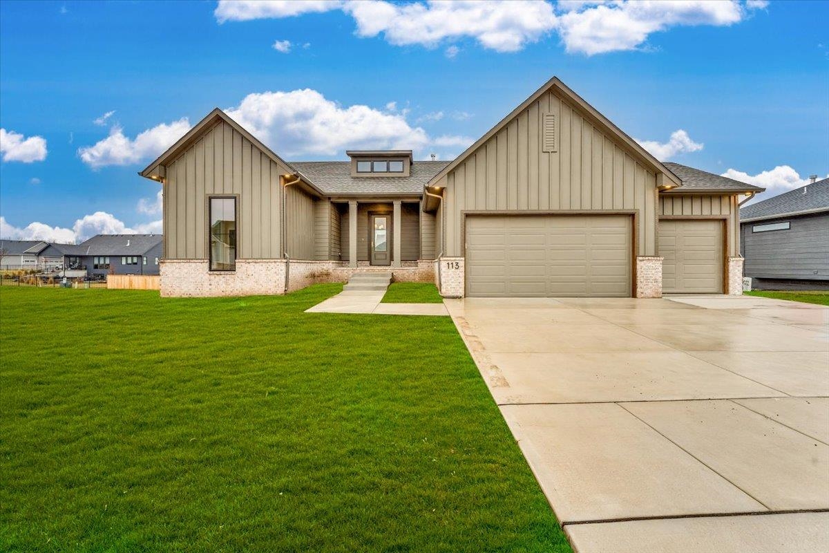 Photo of 113 N Ciderbluff Ct in Wichita, KS