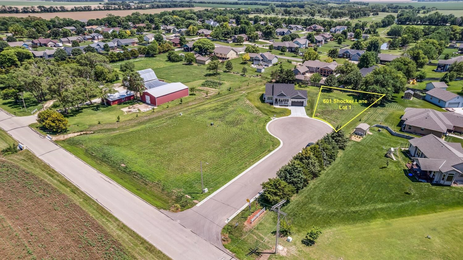 Photo of 605 Shocker Ln in Sedgwick, KS