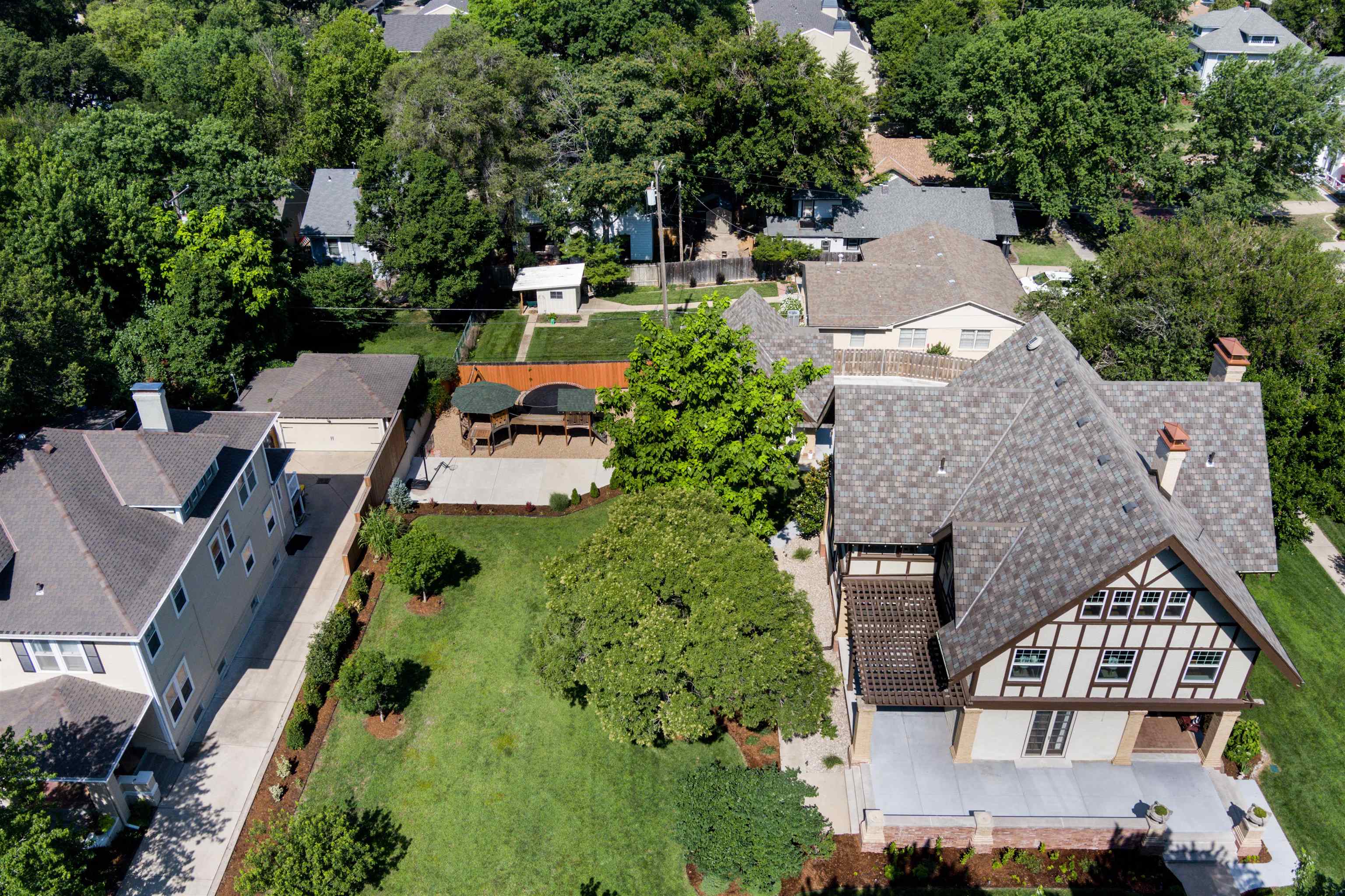 Photo of 301 S Clifton Ave in Wichita, KS