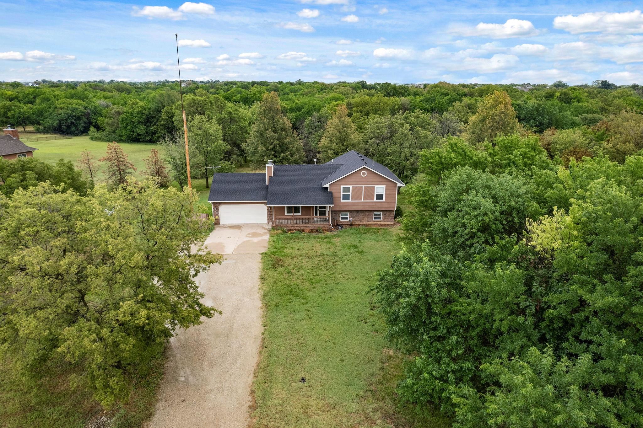 Photo of 10300 S 89th Cir E in Mulvane, KS