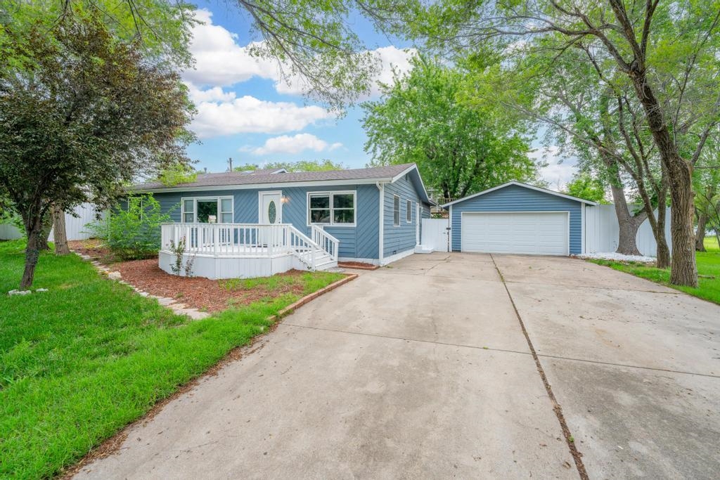 Photo of 200 N Zelta St in Wichita, KS