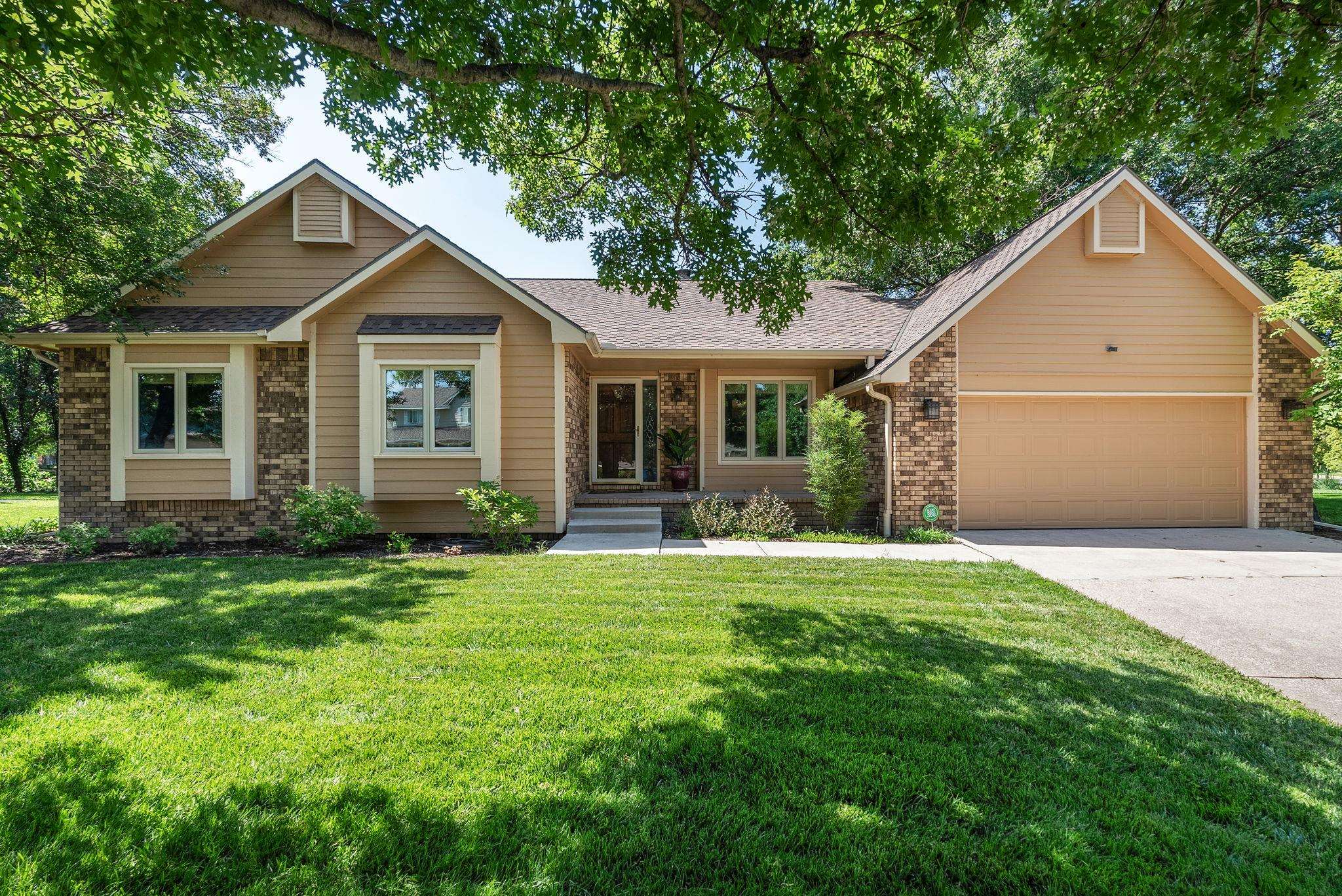 Photo of 129 S Prescott Ct in Wichita, KS