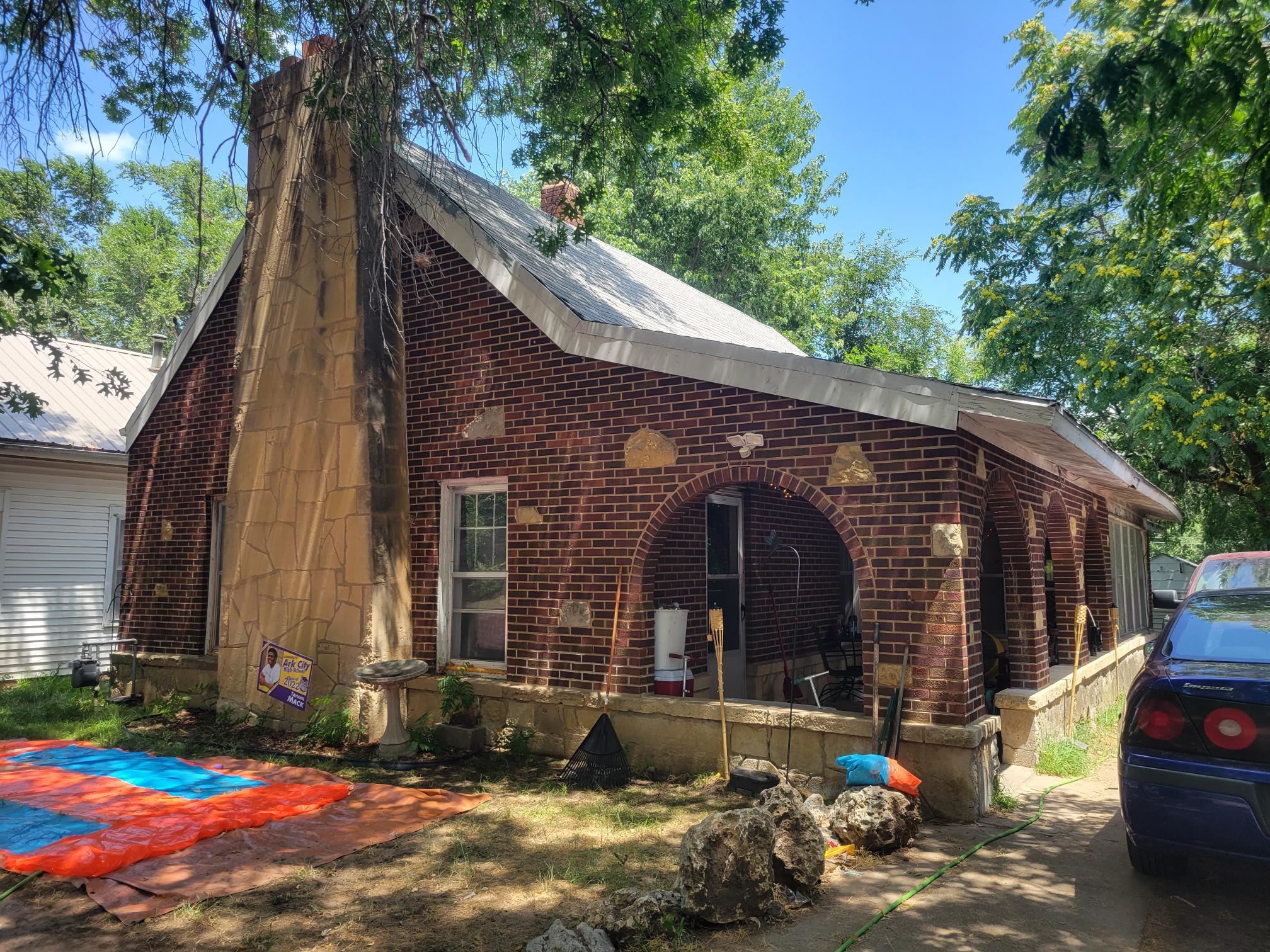 Photo of 416 S D in Arkansas City, KS