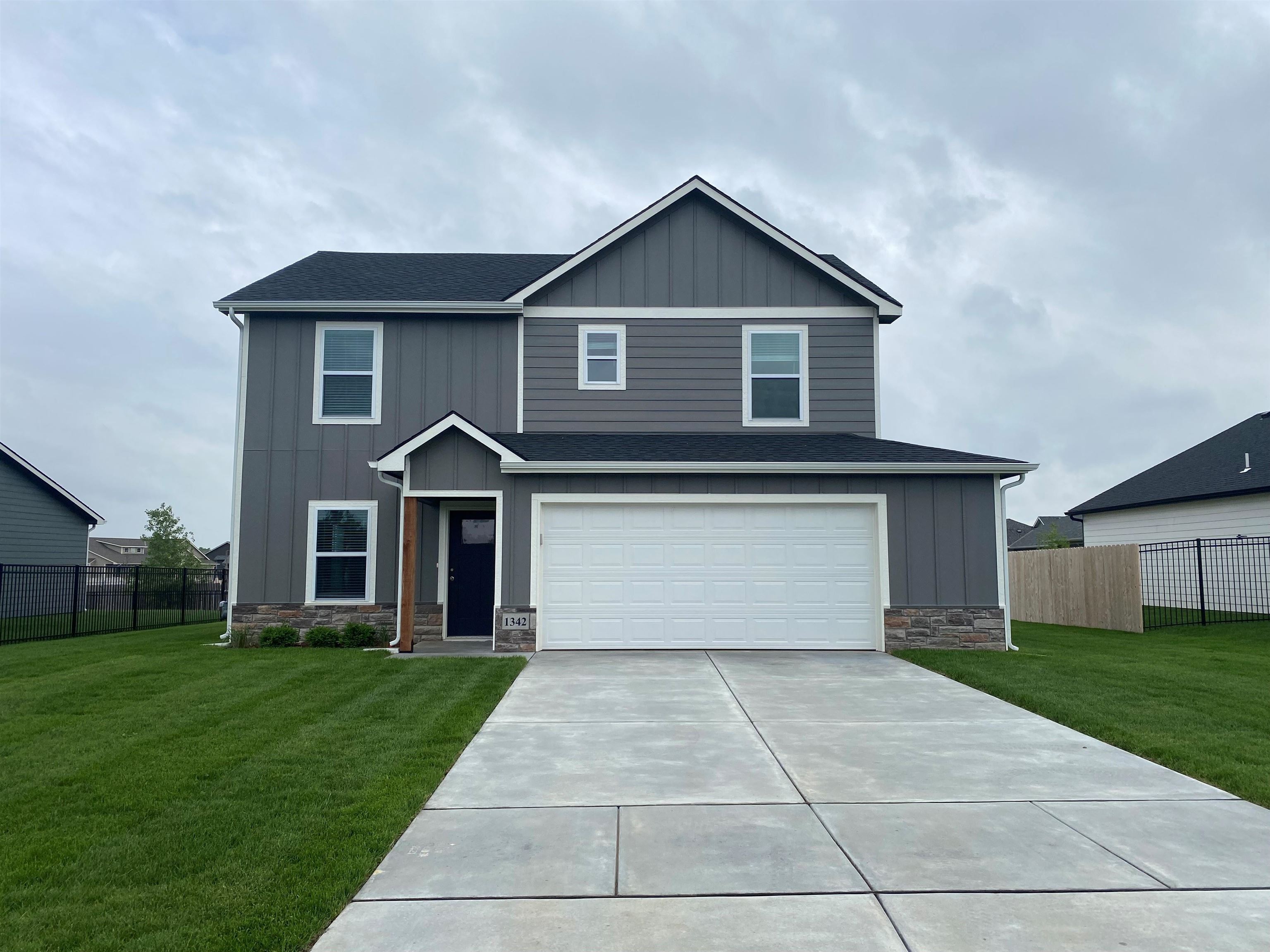 Photo of 1342 S Sierra Hills St in Wichita, KS